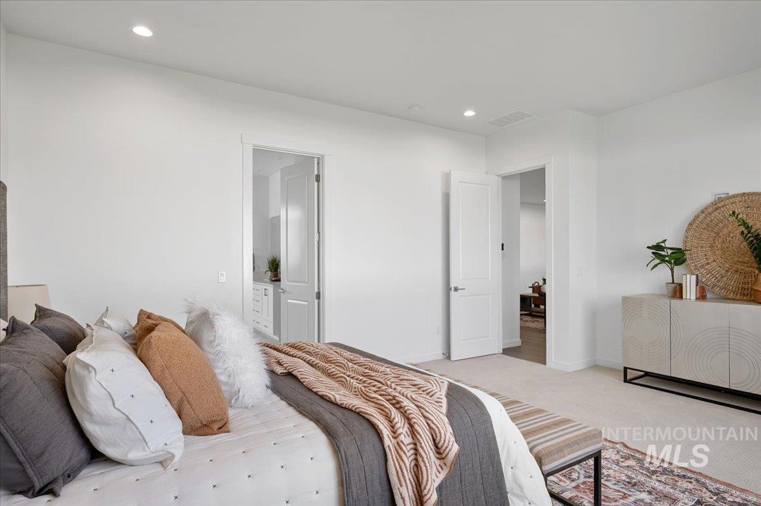 1400 N Leatherwood Ave, Star, Idaho 83669, 4 Bedrooms, 3 Bathrooms, Residential For Sale, Price $659,000,MLS 98973500