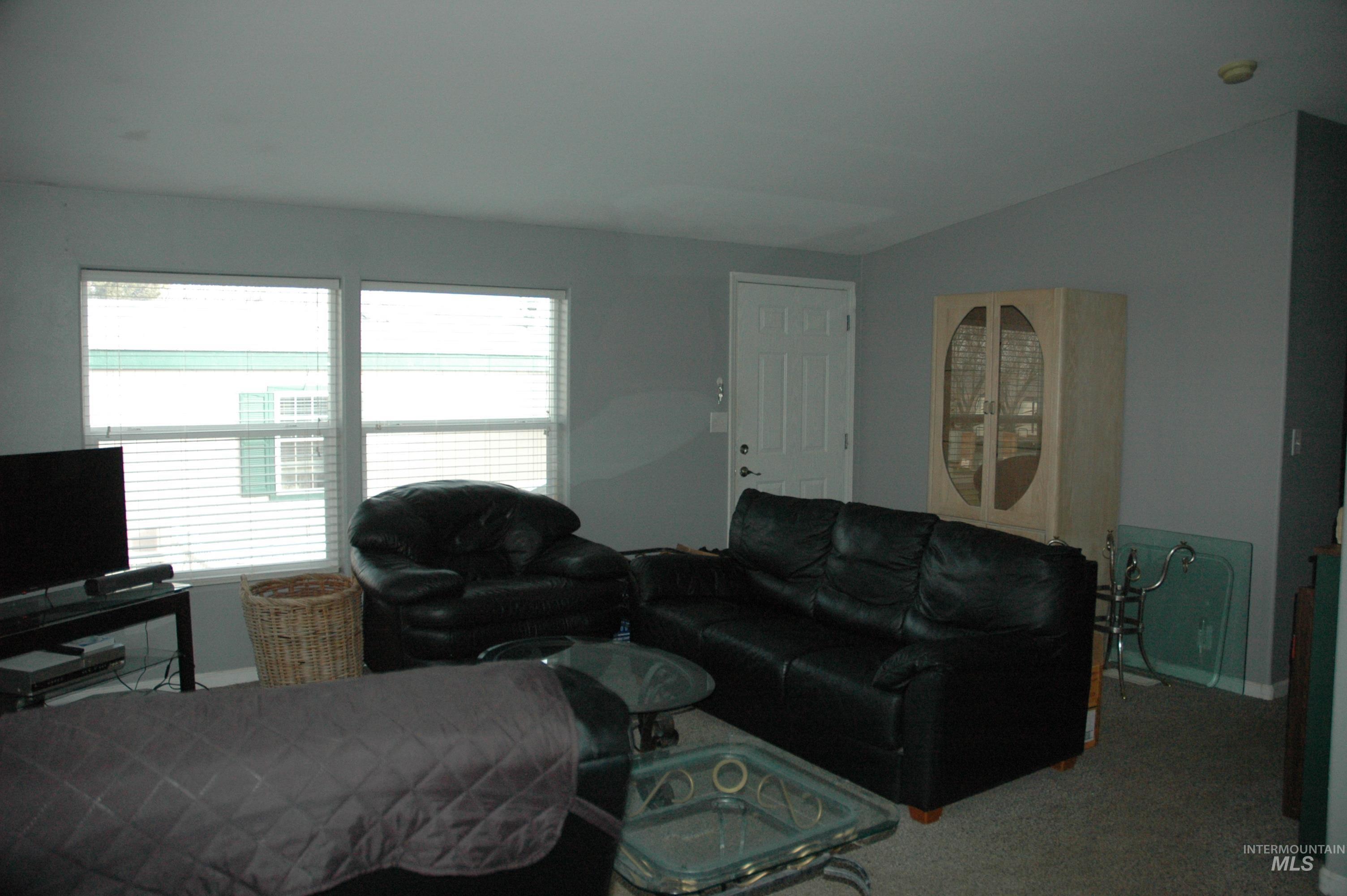 4030 River Resort Dr, Homedale, Idaho 83628, 3 Bedrooms, 2 Bathrooms, Residential For Sale, Price $160,000,MLS 98973501