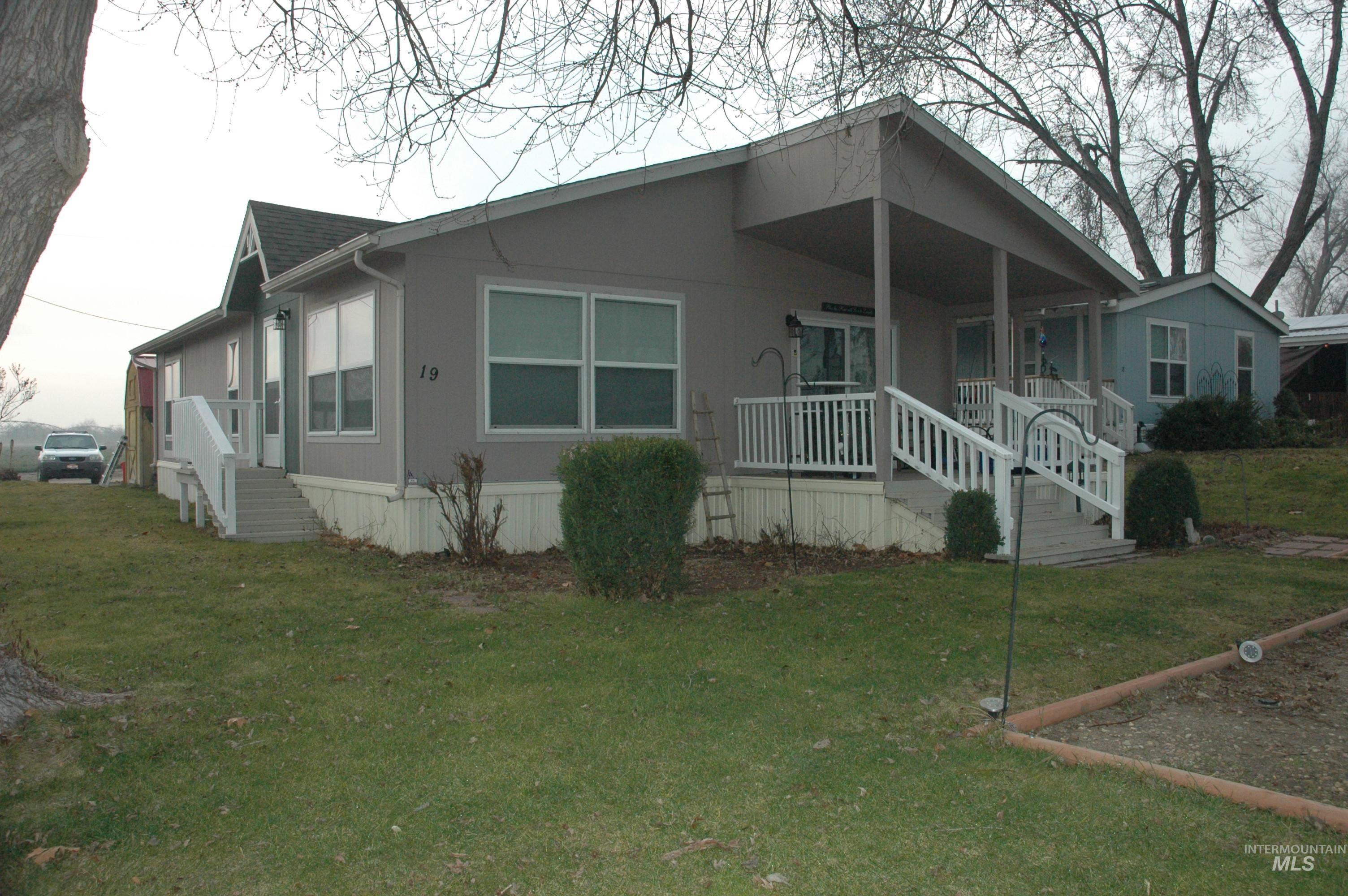 4030 River Resort Dr, Homedale, Idaho 83628, 3 Bedrooms, 2 Bathrooms, Residential For Sale, Price $160,000,MLS 98973501