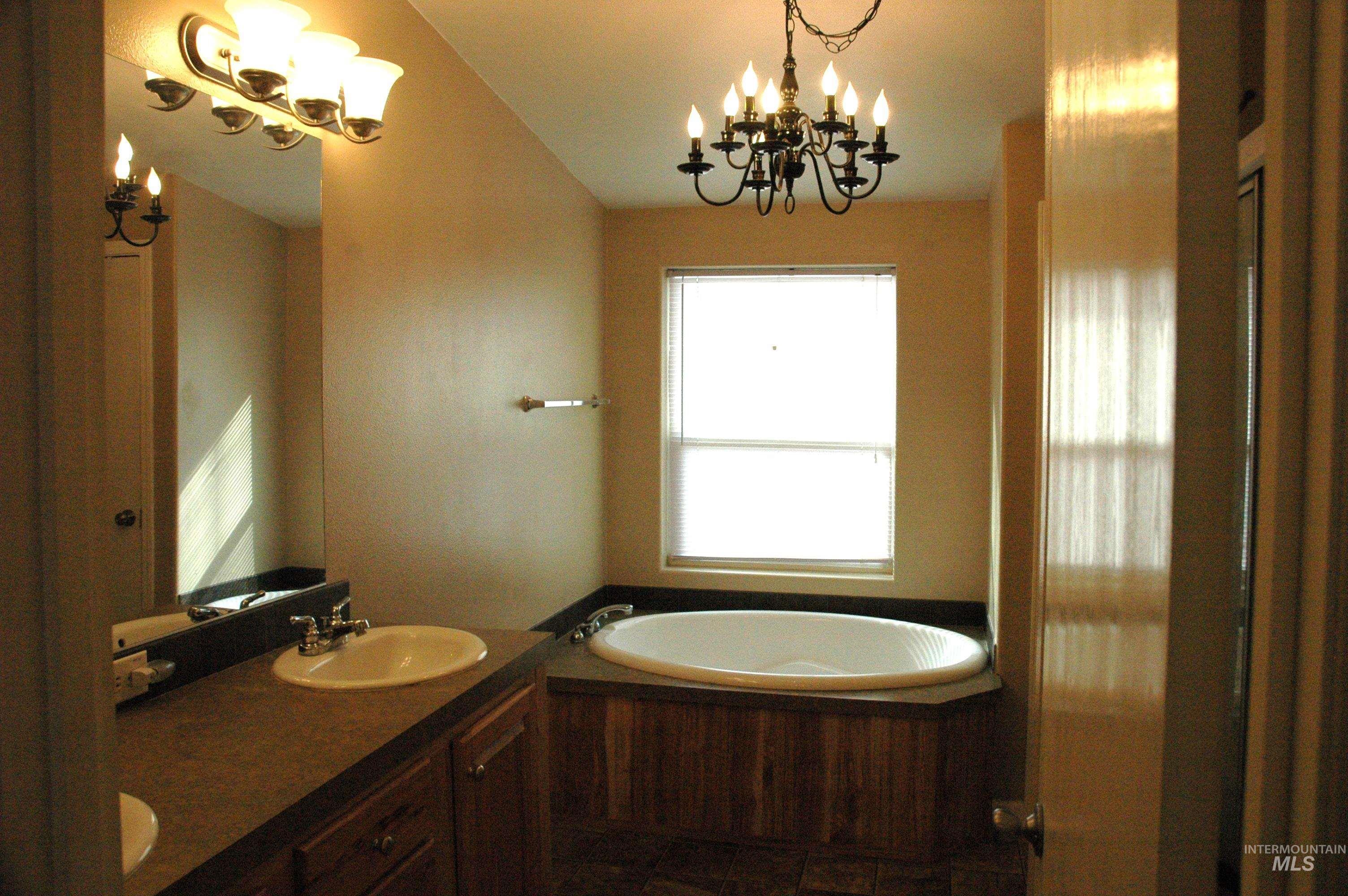 4030 River Resort Dr, Homedale, Idaho 83628, 3 Bedrooms, 2 Bathrooms, Residential For Sale, Price $160,000,MLS 98973501