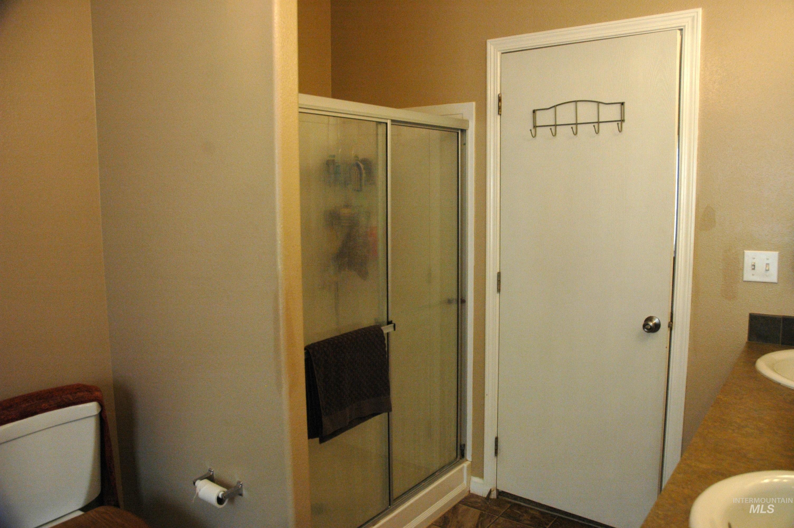 4030 River Resort Dr, Homedale, Idaho 83628, 3 Bedrooms, 2 Bathrooms, Residential For Sale, Price $160,000,MLS 98973501