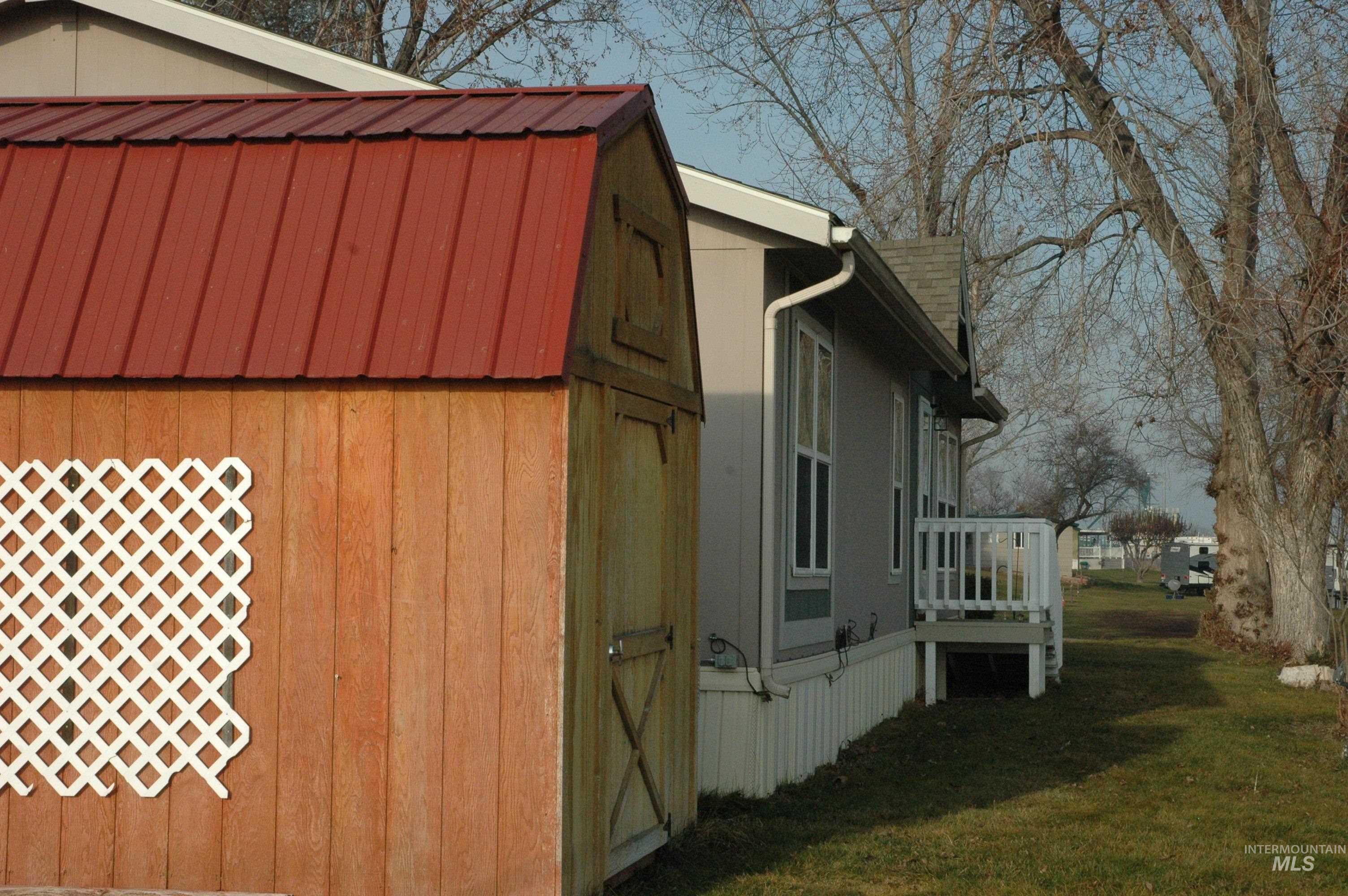 4030 River Resort Dr, Homedale, Idaho 83628, 3 Bedrooms, 2 Bathrooms, Residential For Sale, Price $160,000,MLS 98973501