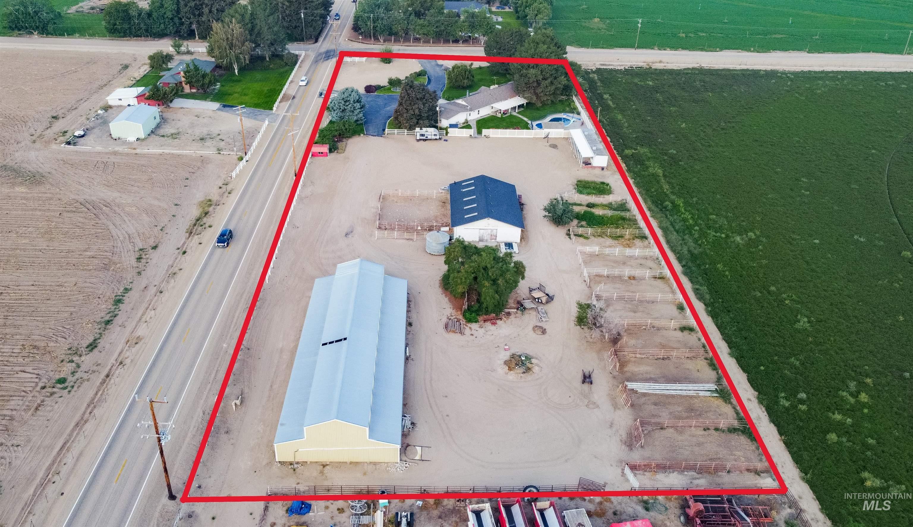 21474 Ustick, Caldwell, Idaho 83607, 5 Bedrooms, 3 Bathrooms, Residential For Sale, Price $889,000,MLS 98973503