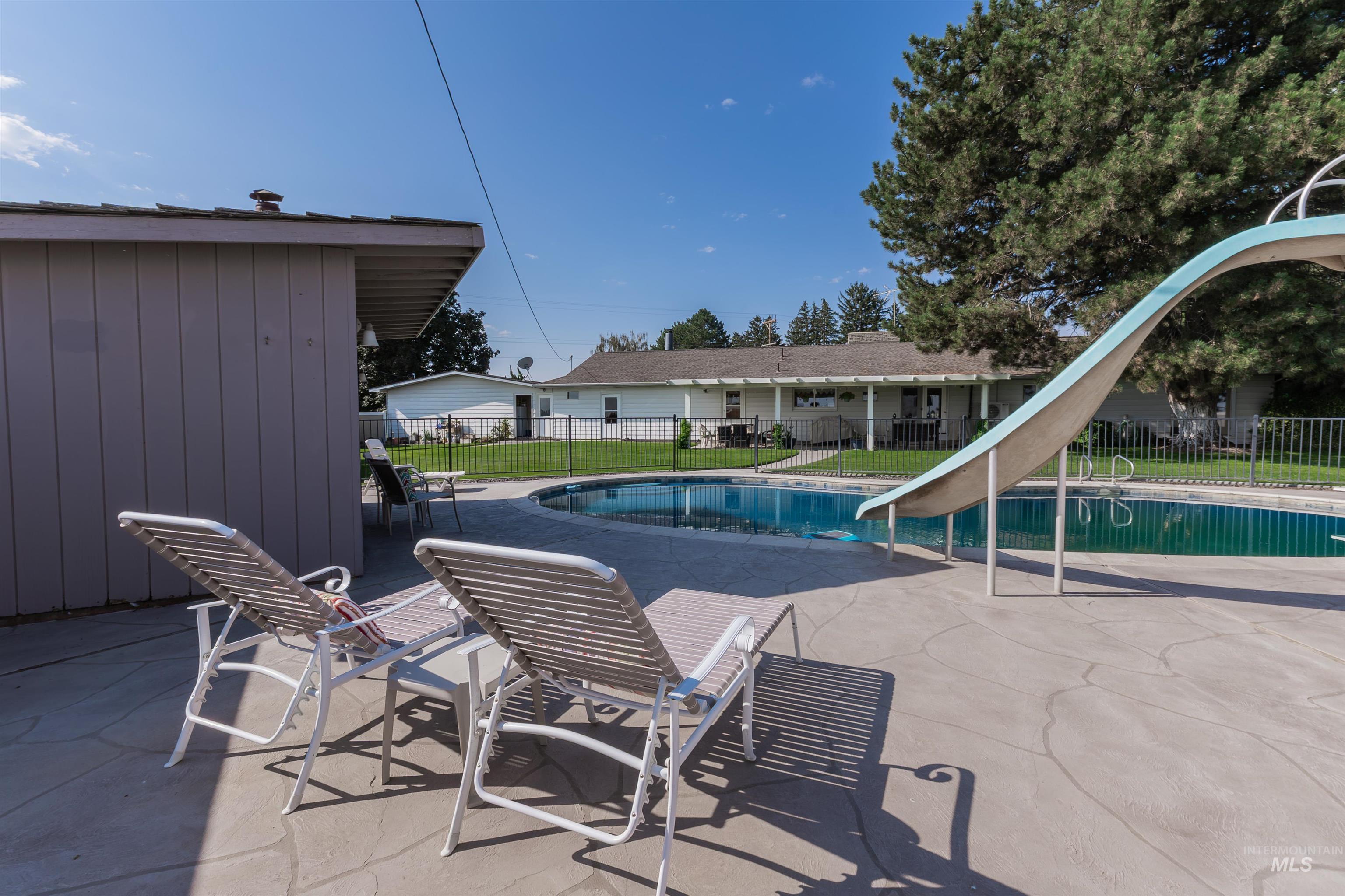 21474 Ustick, Caldwell, Idaho 83607, 5 Bedrooms, 3 Bathrooms, Residential For Sale, Price $889,000,MLS 98973503