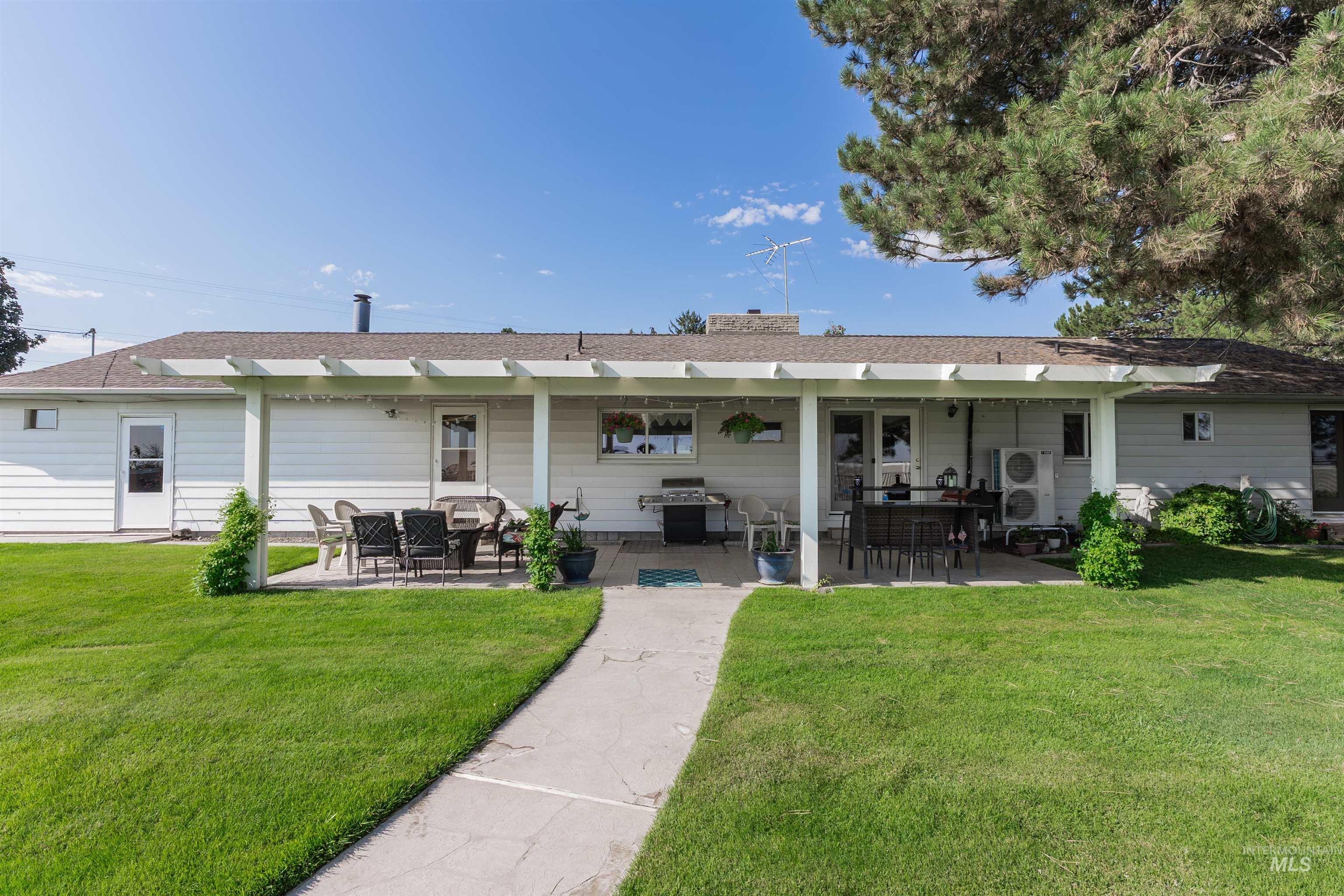 21474 Ustick, Caldwell, Idaho 83607, 5 Bedrooms, 3 Bathrooms, Residential For Sale, Price $889,000,MLS 98973503