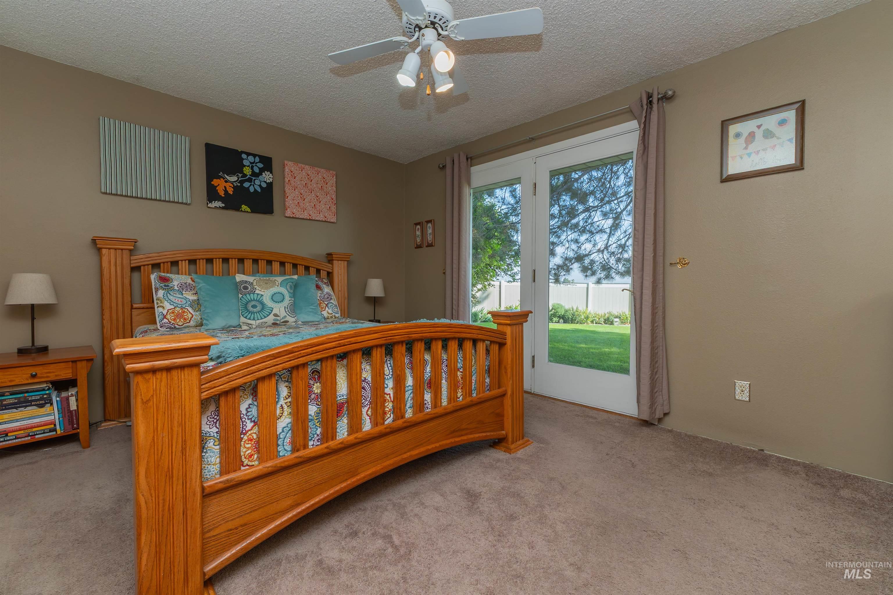 21474 Ustick, Caldwell, Idaho 83607, 5 Bedrooms, 3 Bathrooms, Residential For Sale, Price $889,000,MLS 98973503