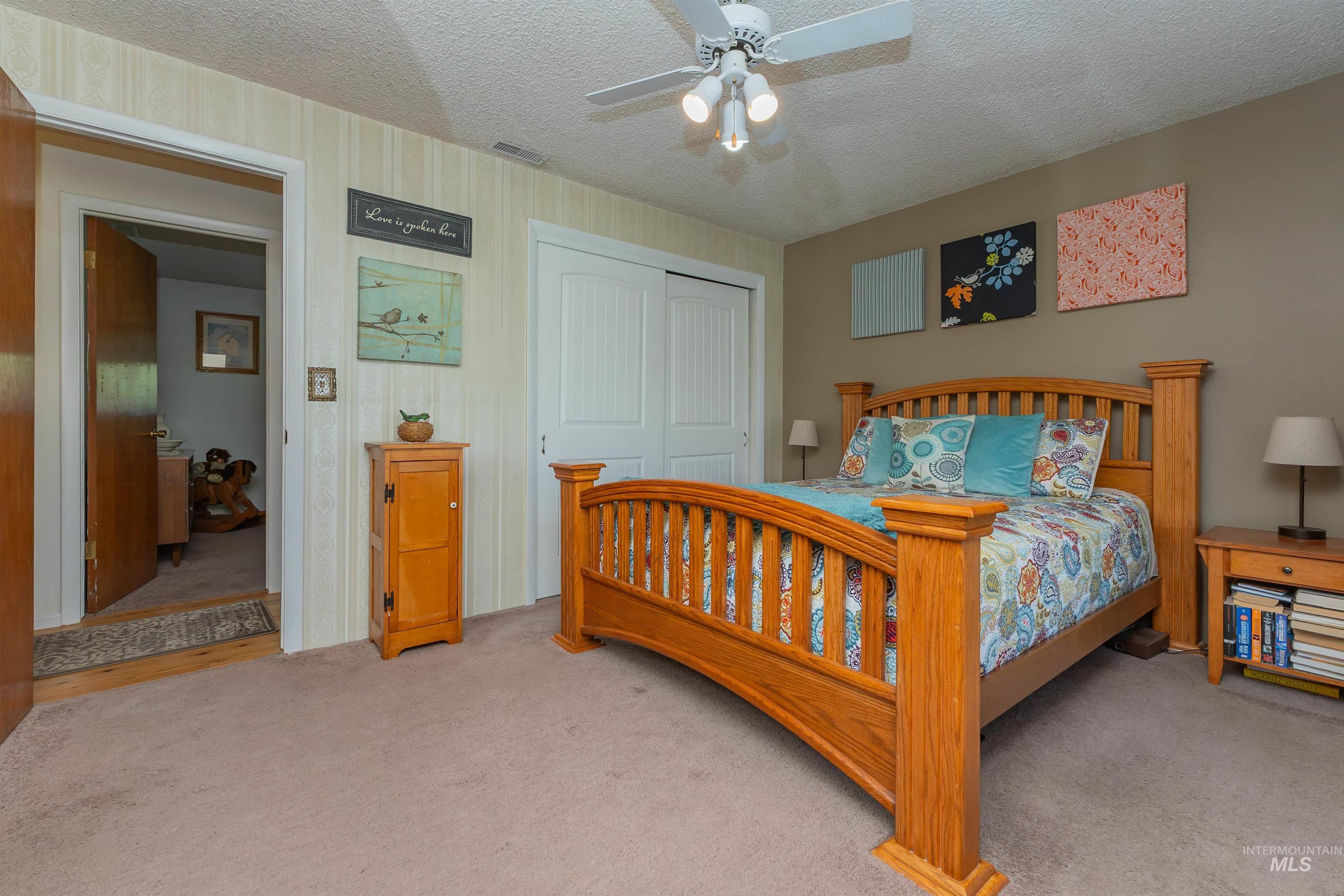 21474 Ustick, Caldwell, Idaho 83607, 5 Bedrooms, 3 Bathrooms, Residential For Sale, Price $889,000,MLS 98973503