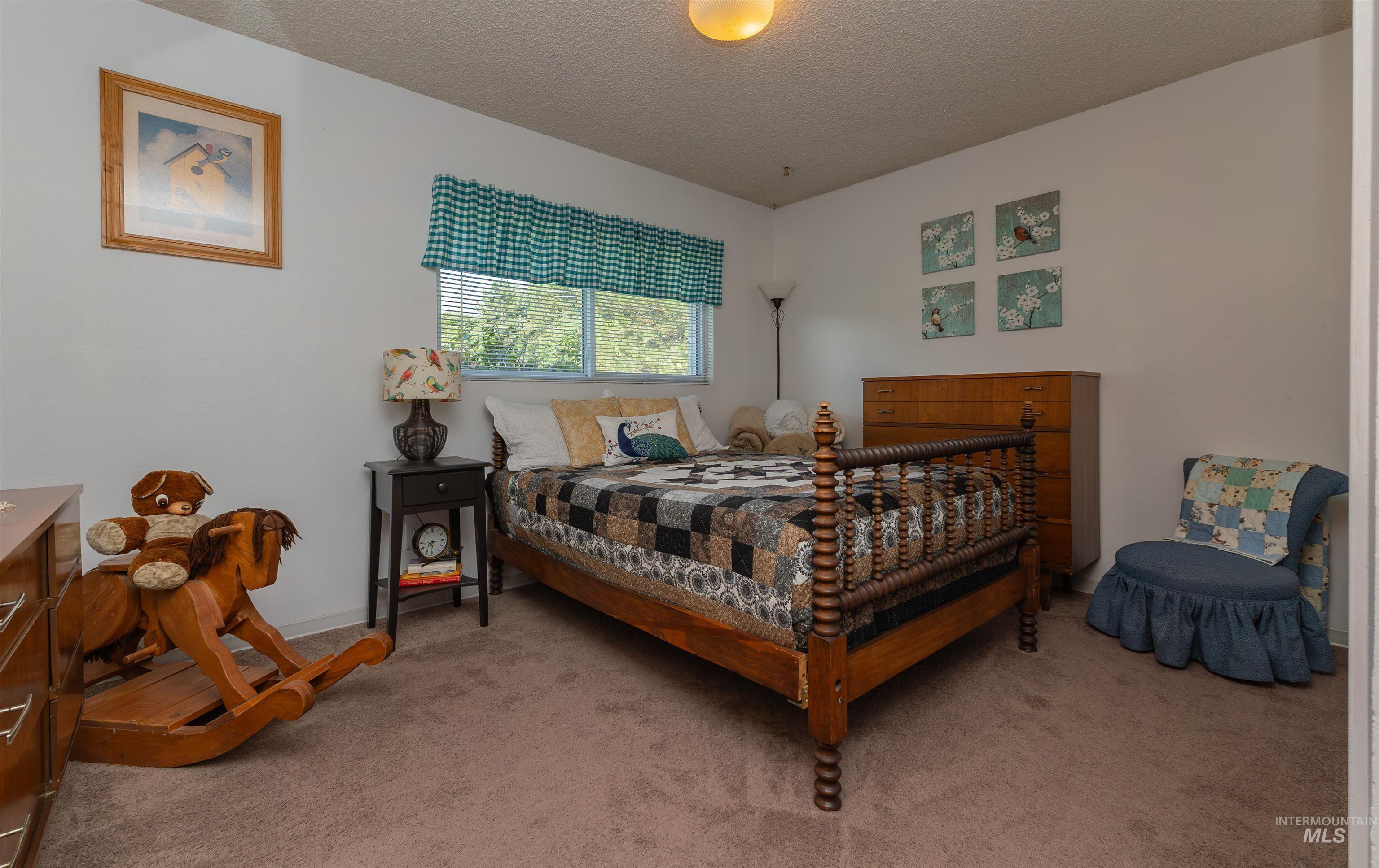 21474 Ustick, Caldwell, Idaho 83607, 5 Bedrooms, 3 Bathrooms, Residential For Sale, Price $889,000,MLS 98973503