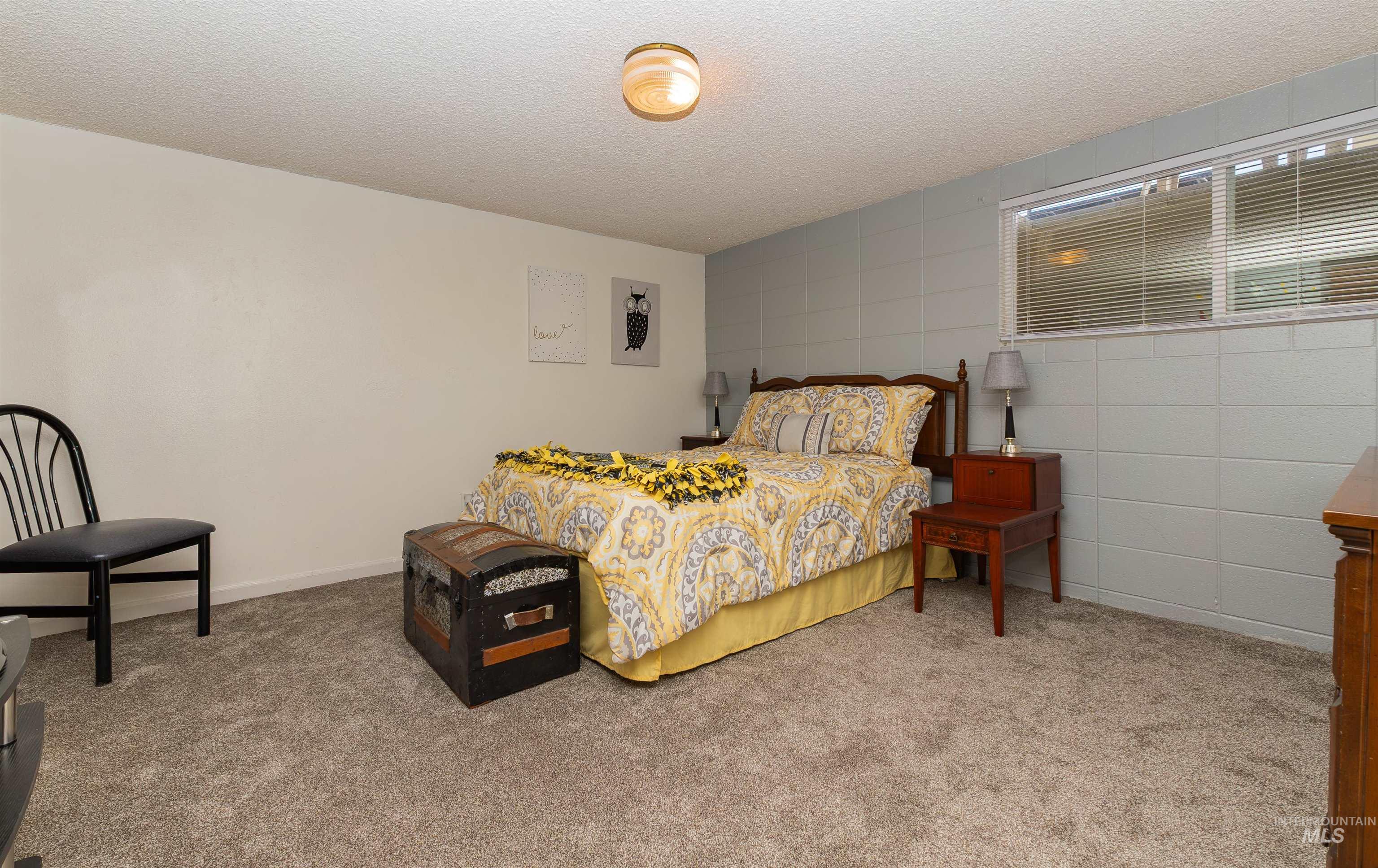 21474 Ustick, Caldwell, Idaho 83607, 5 Bedrooms, 3 Bathrooms, Residential For Sale, Price $889,000,MLS 98973503