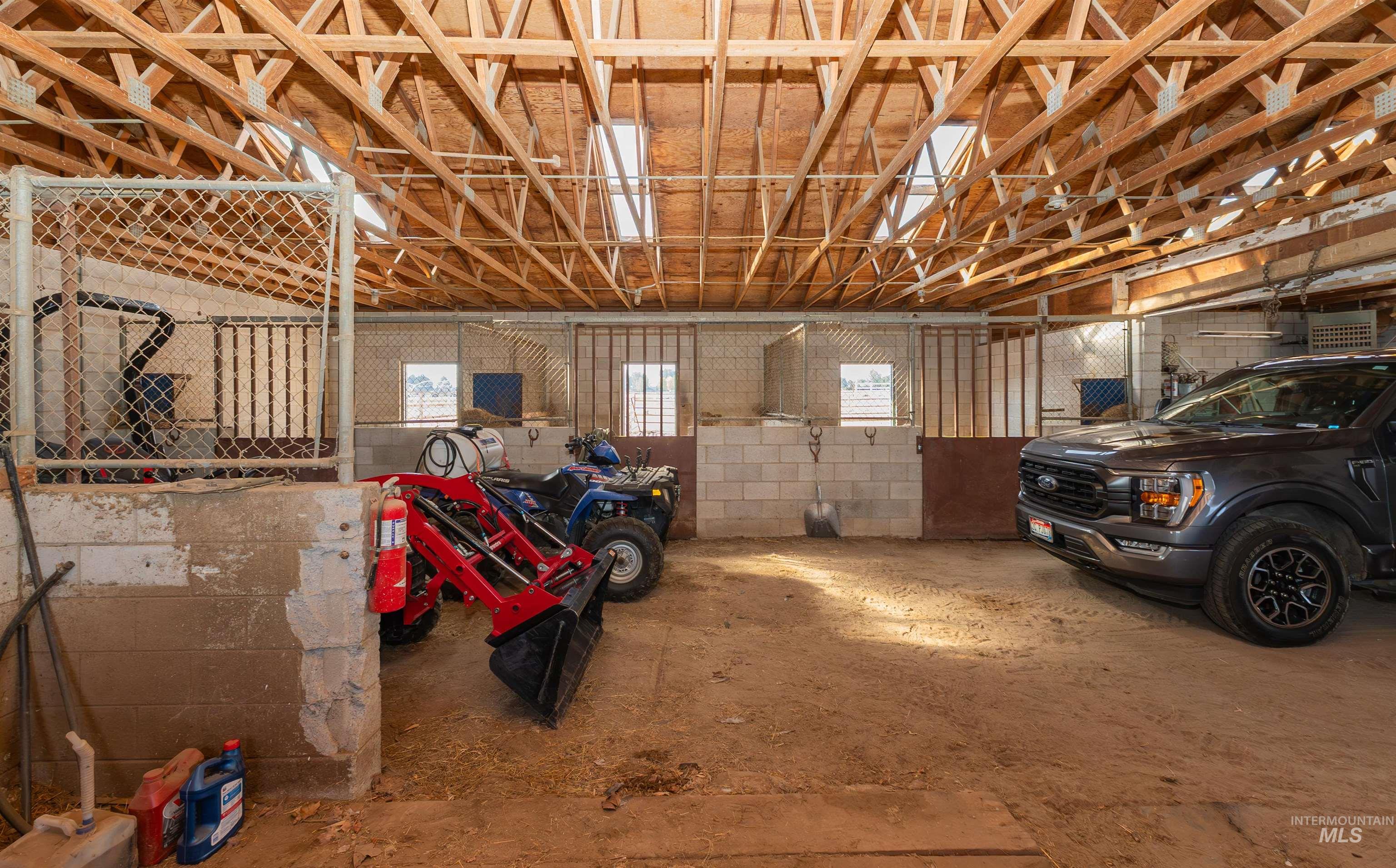 21474 Ustick, Caldwell, Idaho 83607, 5 Bedrooms, 3 Bathrooms, Residential For Sale, Price $889,000,MLS 98973503