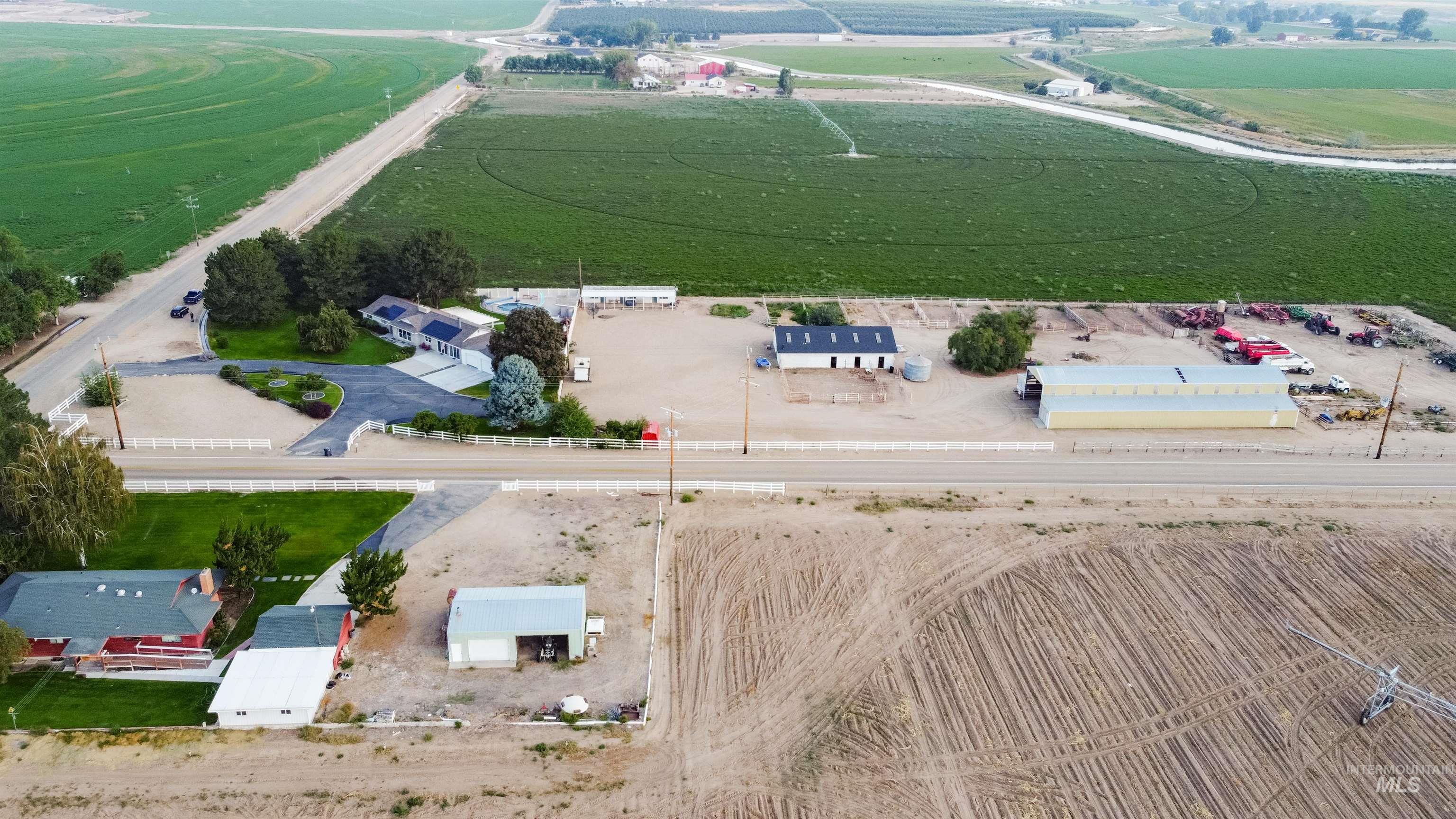 21474 Ustick, Caldwell, Idaho 83607, 5 Bedrooms, 3 Bathrooms, Residential For Sale, Price $889,000,MLS 98973503