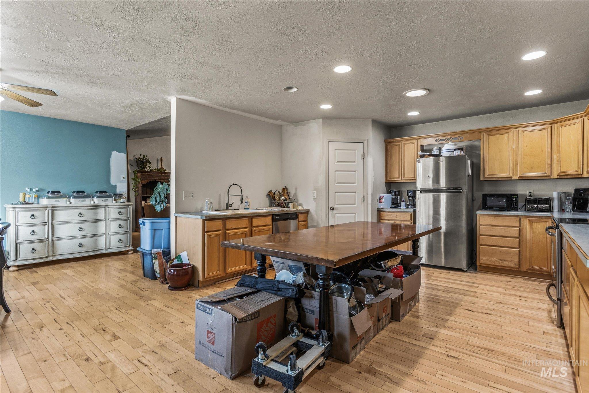 1331 John Day Hwy, Vale, Oregon 97918, 3 Bedrooms, 2 Bathrooms, Residential For Sale, Price $549,900,MLS 98973505