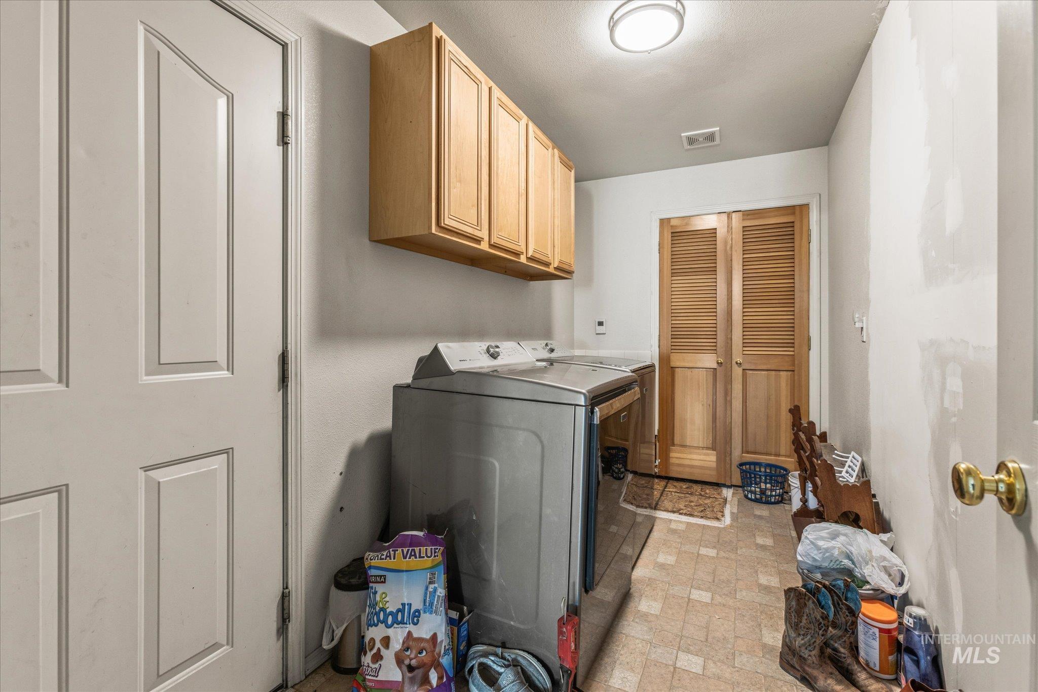 1331 John Day Hwy, Vale, Oregon 97918, 3 Bedrooms, 2 Bathrooms, Residential For Sale, Price $549,900,MLS 98973505