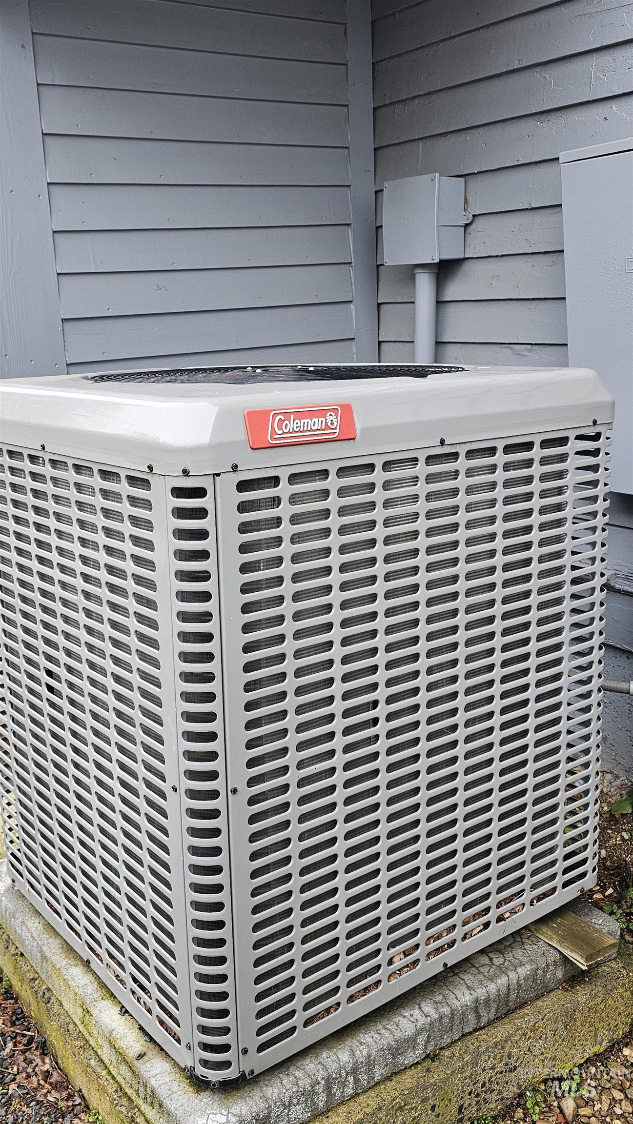 1600 Highway 6, Potlatch, Idaho 83855, 4 Bedrooms, 2 Bathrooms, Residential For Sale, Price $379,000, 98973512