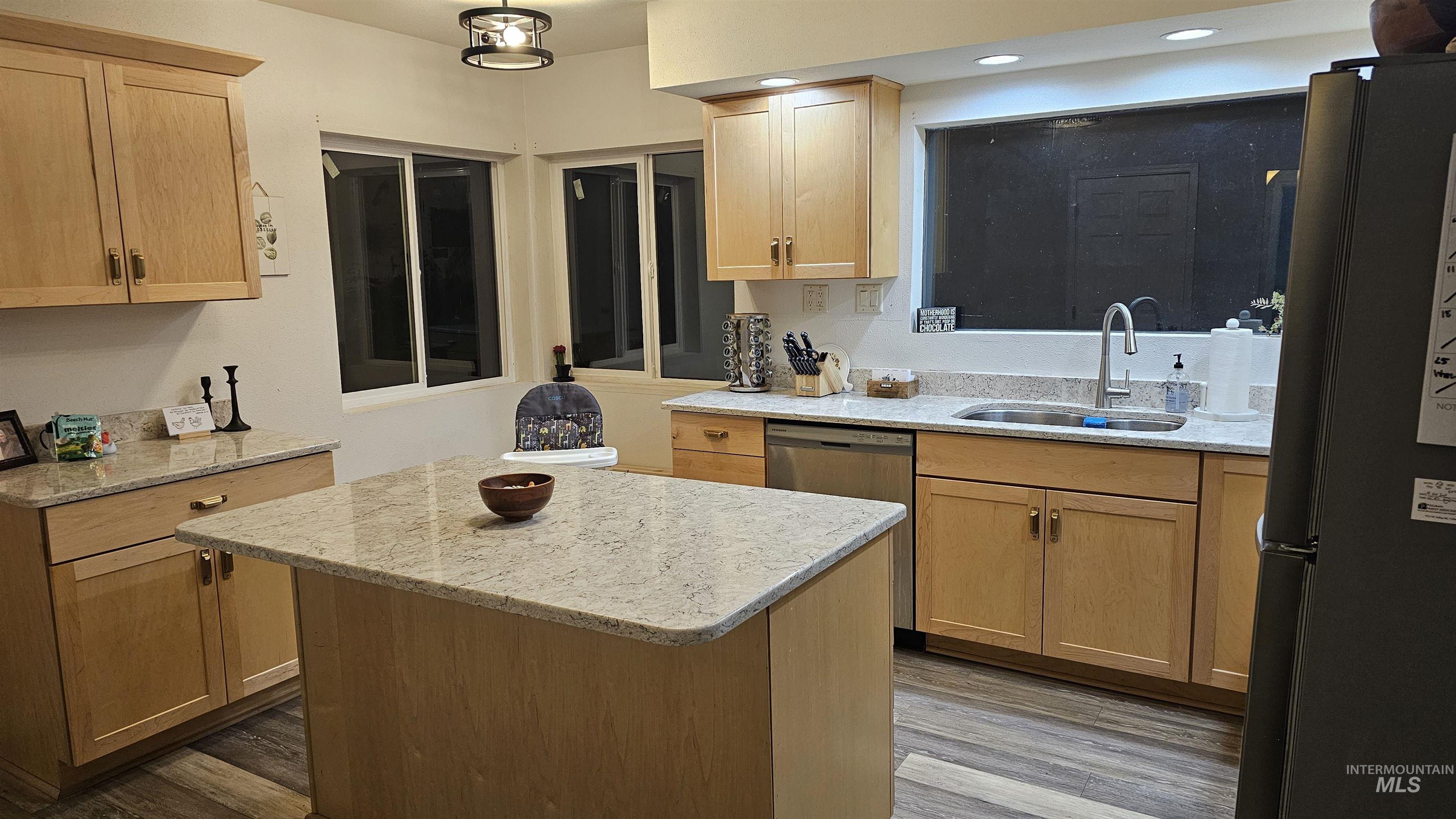 1600 Highway 6, Potlatch, Idaho 83855, 4 Bedrooms, 2 Bathrooms, Residential For Sale, Price $379,000, 98973512