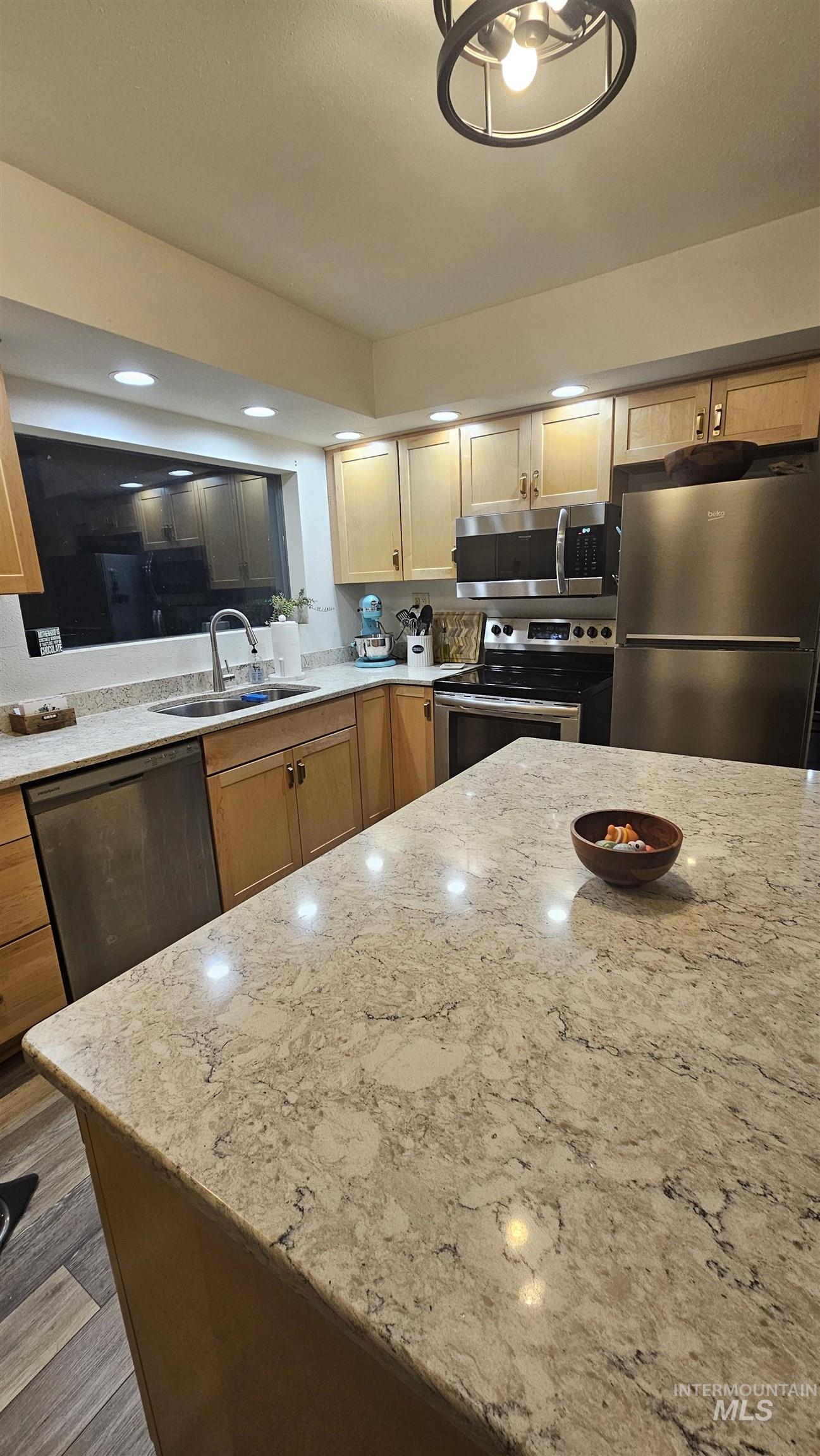 1600 Highway 6, Potlatch, Idaho 83855, 4 Bedrooms, 2 Bathrooms, Residential For Sale, Price $379,000, 98973512