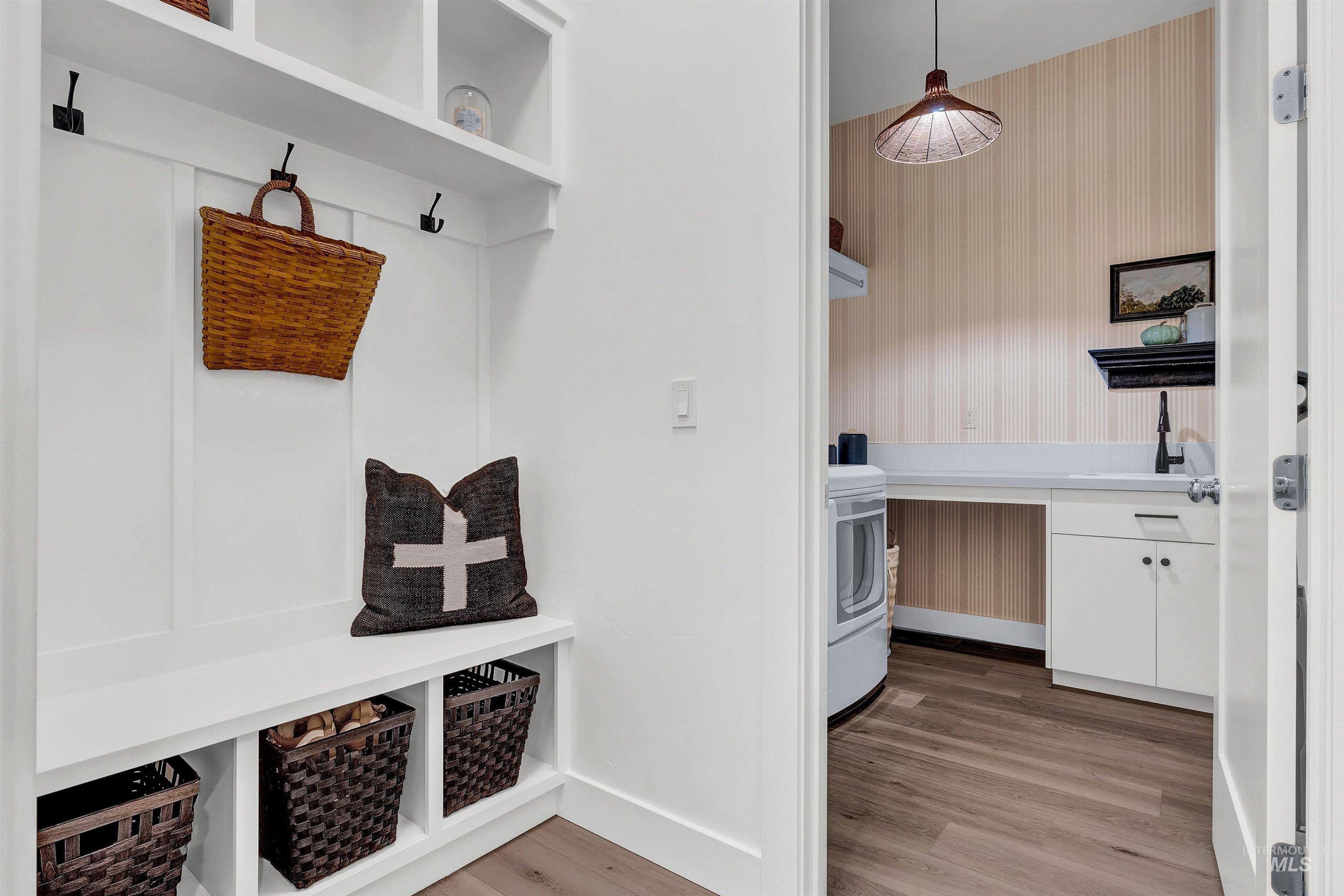 5151 W Canaston Street, Meridian, Idaho 83646, 3 Bedrooms, 2.5 Bathrooms, Residential For Sale, Price $699,000,MLS 98973514