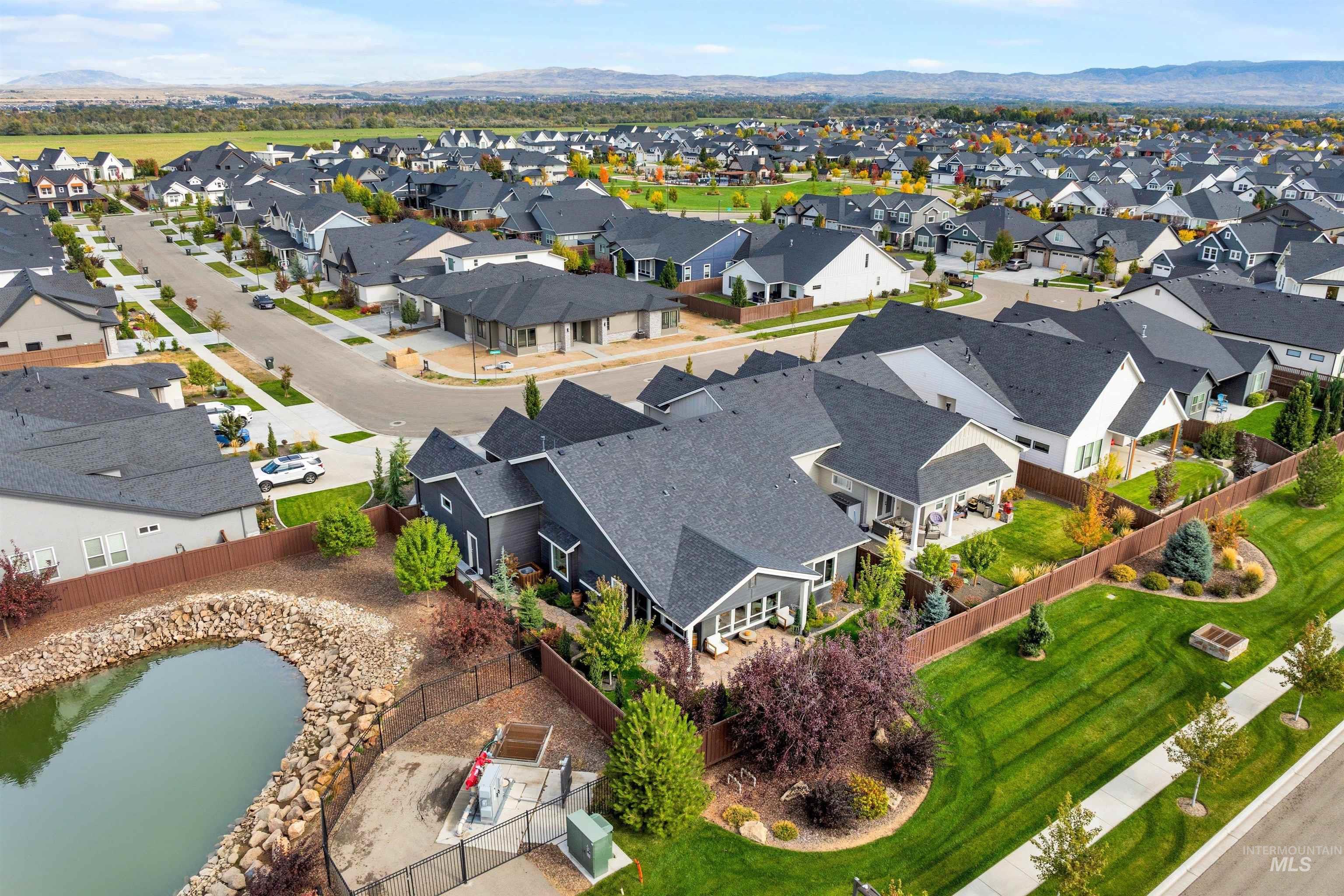 5151 W Canaston Street, Meridian, Idaho 83646, 3 Bedrooms, 2.5 Bathrooms, Residential For Sale, Price $699,000,MLS 98973514