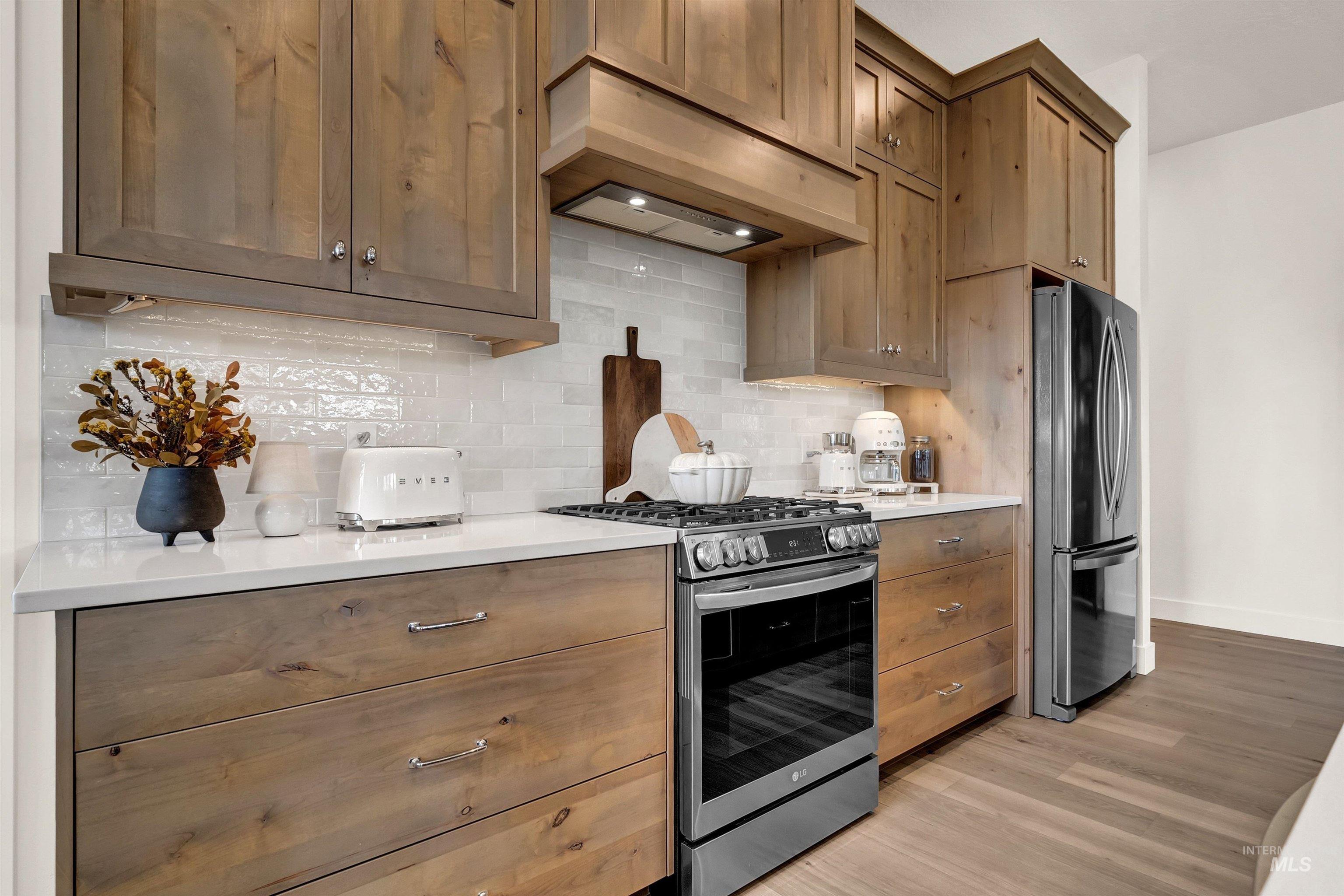 5151 W Canaston Street, Meridian, Idaho 83646, 3 Bedrooms, 2.5 Bathrooms, Residential For Sale, Price $699,000,MLS 98973514