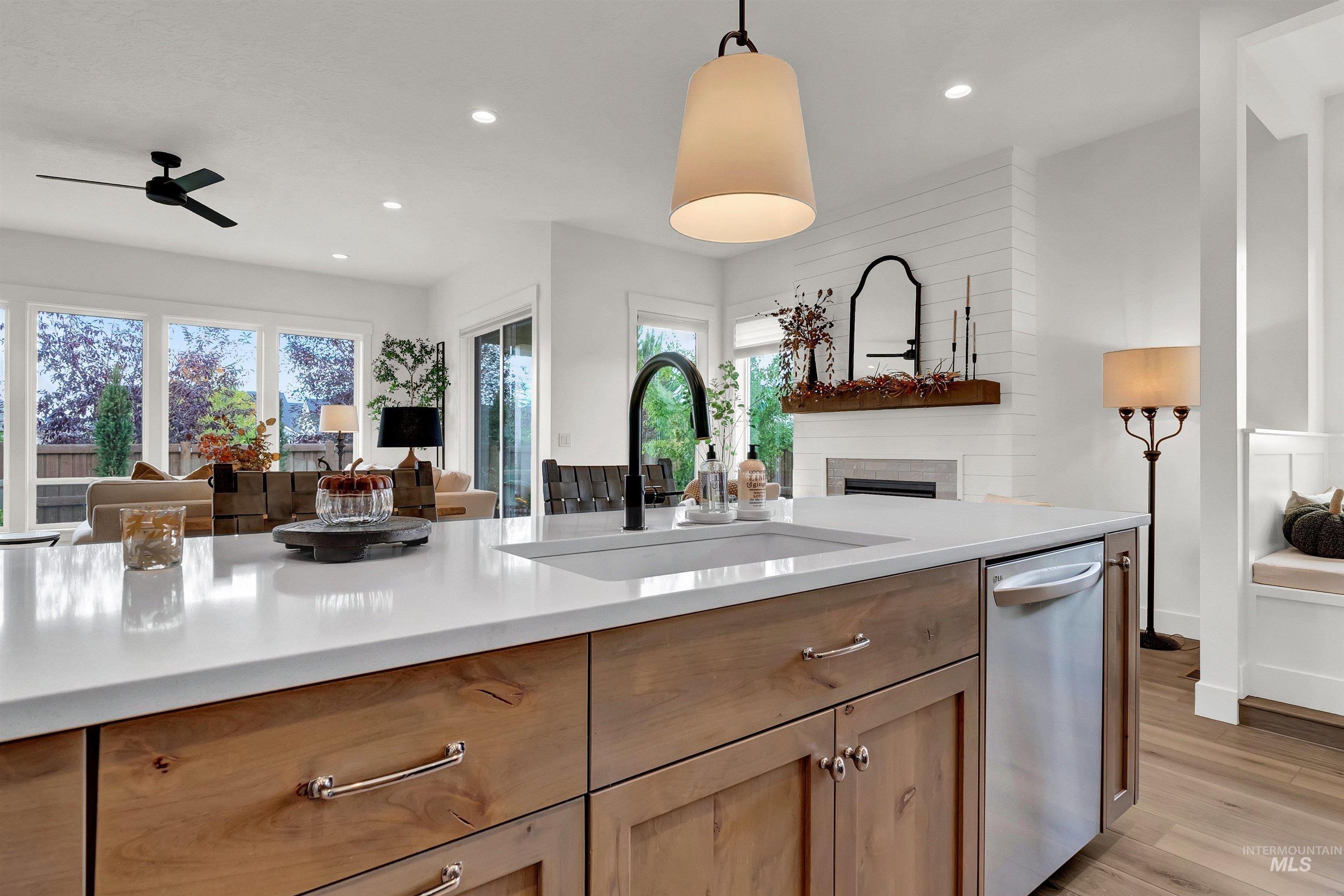 5151 W Canaston Street, Meridian, Idaho 83646, 3 Bedrooms, 2.5 Bathrooms, Residential For Sale, Price $699,000,MLS 98973514