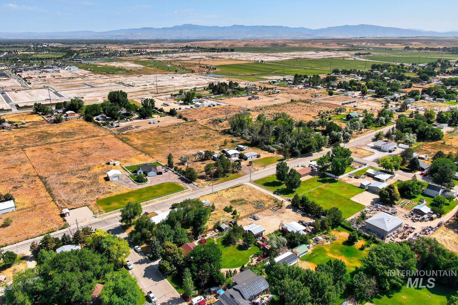 13078 S Cholla Drive, Kuna, Idaho 83634, 3 Bedrooms, 2 Bathrooms, Residential For Sale, Price $659,900,MLS 98973516