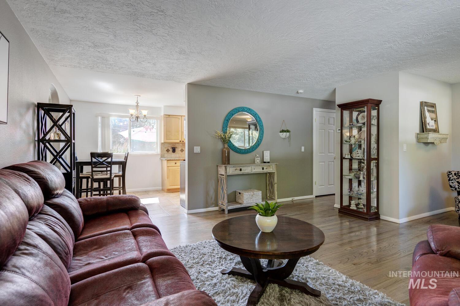 13078 S Cholla Drive, Kuna, Idaho 83634, 3 Bedrooms, 2 Bathrooms, Residential For Sale, Price $659,900,MLS 98973516