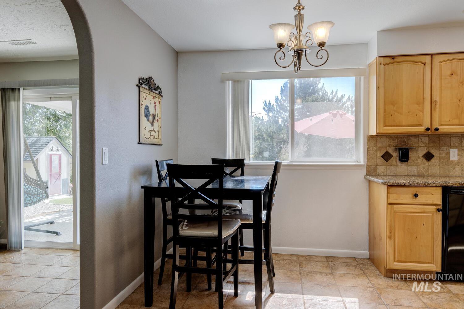 13078 S Cholla Drive, Kuna, Idaho 83634, 3 Bedrooms, 2 Bathrooms, Residential For Sale, Price $659,900,MLS 98973516