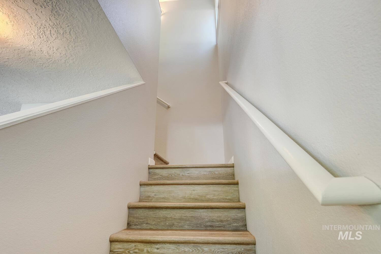 13078 S Cholla Drive, Kuna, Idaho 83634, 3 Bedrooms, 2 Bathrooms, Residential For Sale, Price $659,900,MLS 98973516