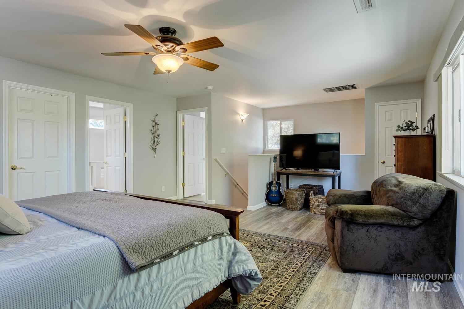 13078 S Cholla Drive, Kuna, Idaho 83634, 3 Bedrooms, 2 Bathrooms, Residential For Sale, Price $659,900,MLS 98973516