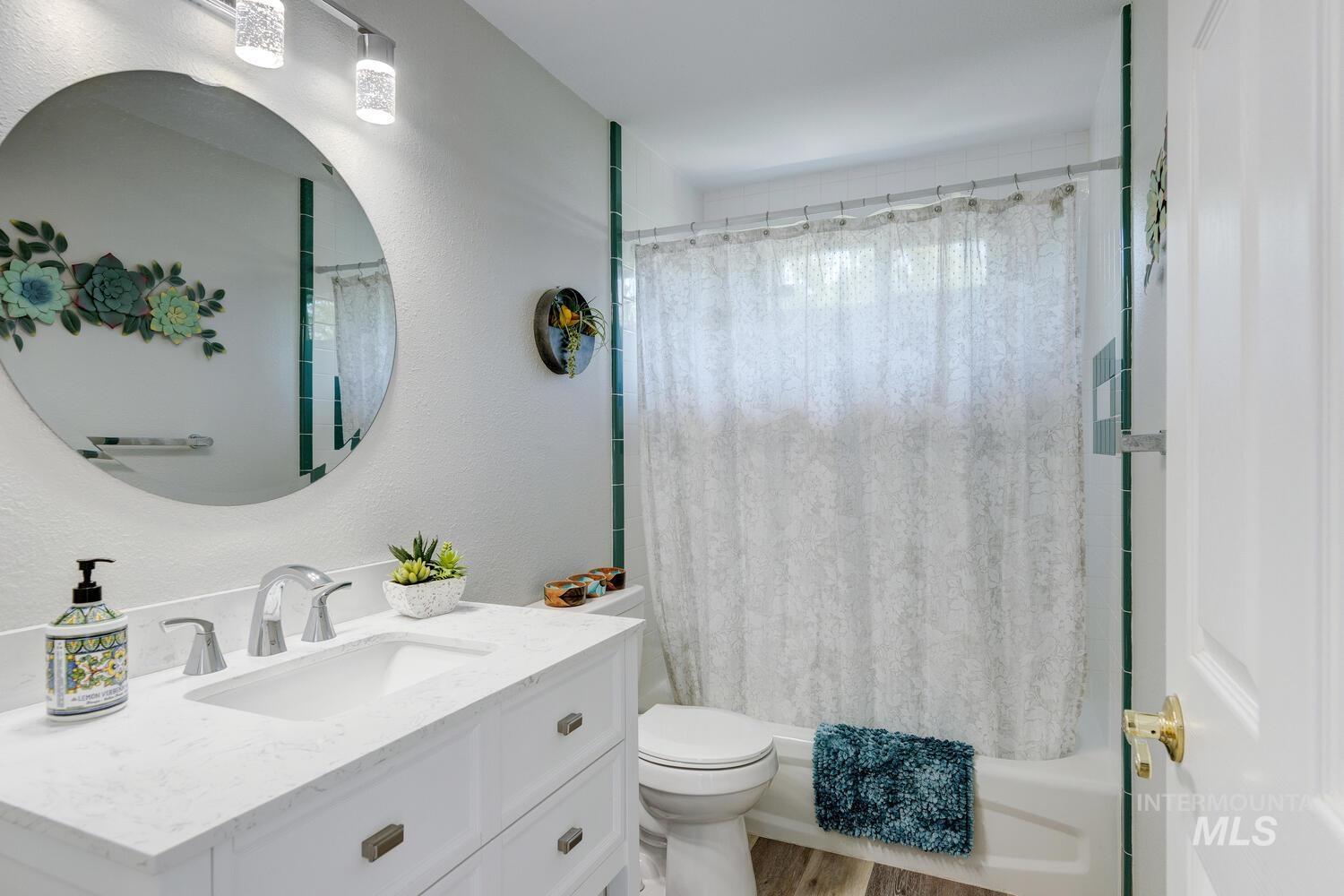 13078 S Cholla Drive, Kuna, Idaho 83634, 3 Bedrooms, 2 Bathrooms, Residential For Sale, Price $659,900,MLS 98973516