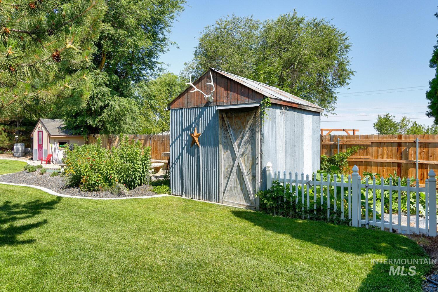 13078 S Cholla Drive, Kuna, Idaho 83634, 3 Bedrooms, 2 Bathrooms, Residential For Sale, Price $659,900,MLS 98973516