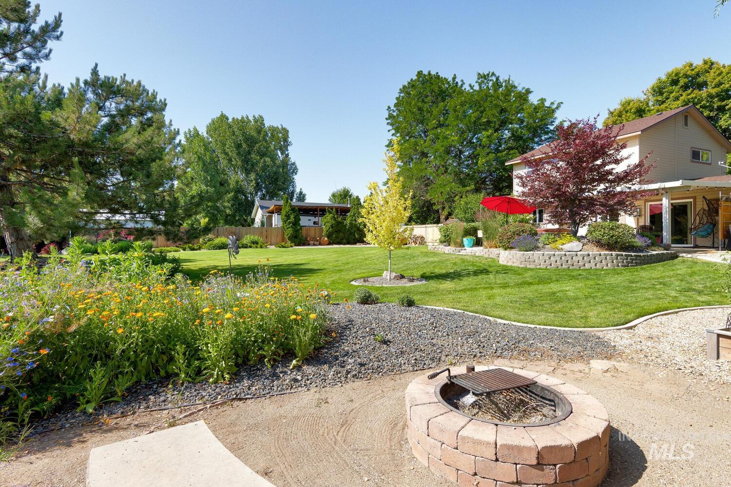 13078 S Cholla Drive, Kuna, Idaho 83634, 3 Bedrooms, 2 Bathrooms, Residential For Sale, Price $659,900,MLS 98973516