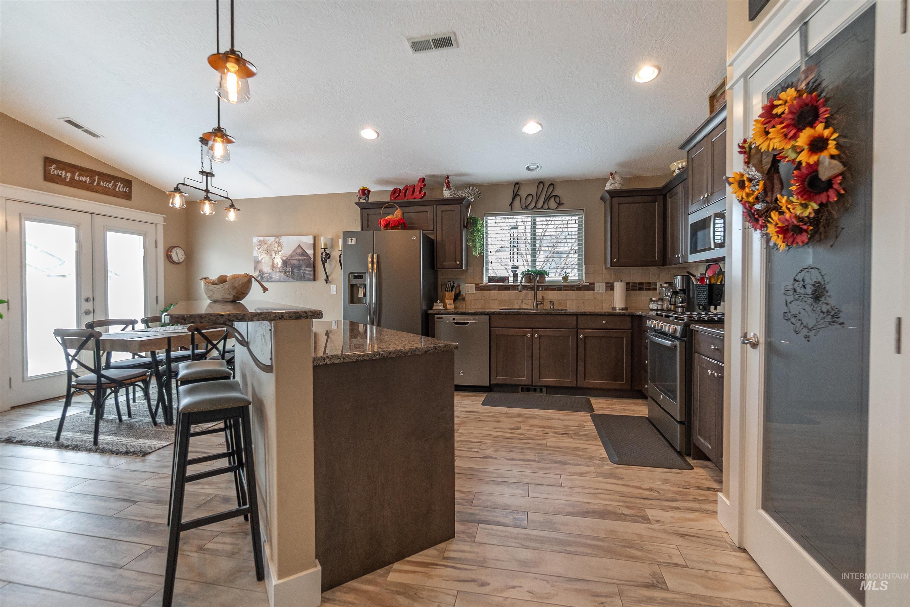 19103 Harley Way, Caldwell, Idaho 83605, 3 Bedrooms, 2 Bathrooms, Residential For Sale, Price $419,900,MLS 98973518