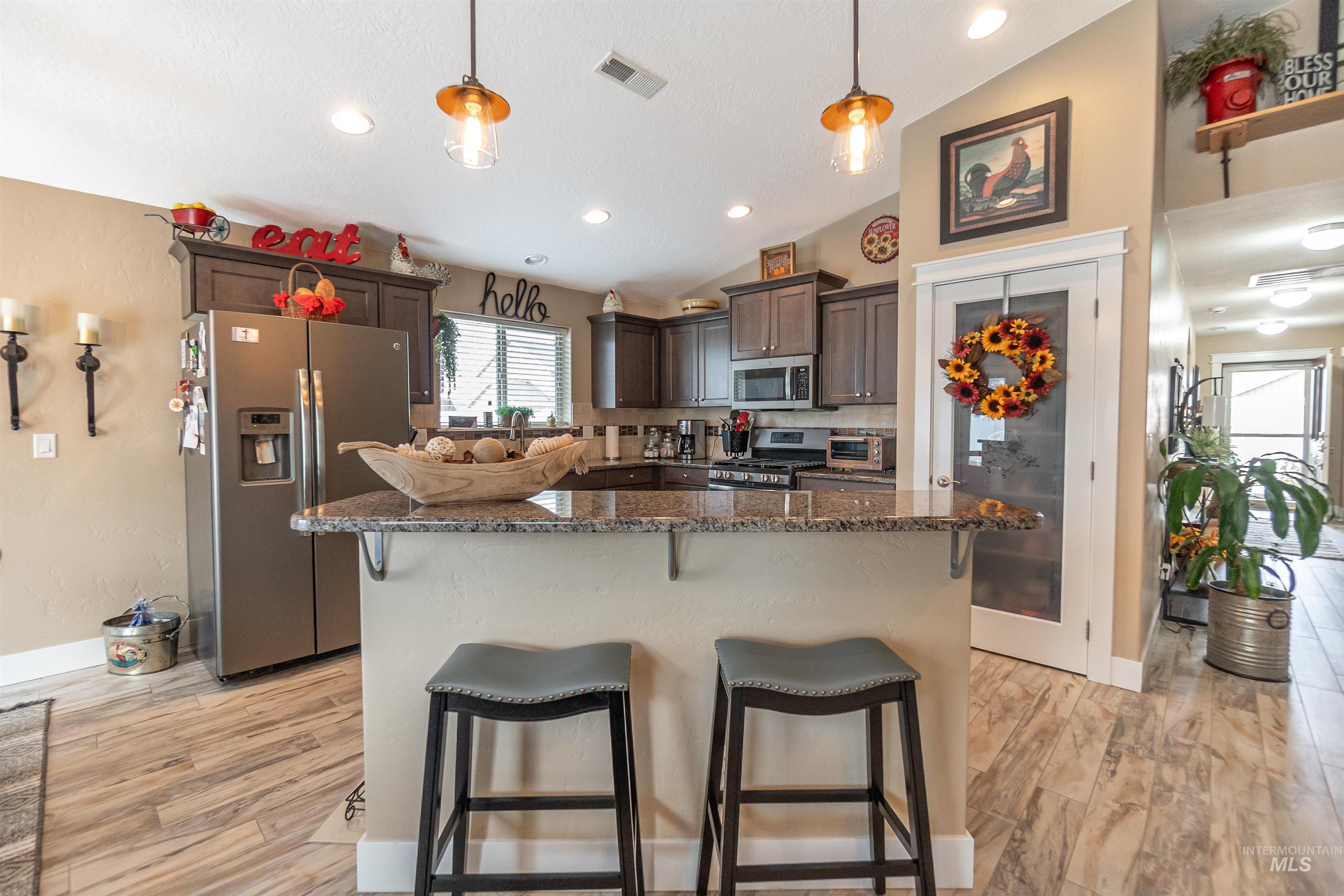 19103 Harley Way, Caldwell, Idaho 83605, 3 Bedrooms, 2 Bathrooms, Residential For Sale, Price $419,900,MLS 98973518