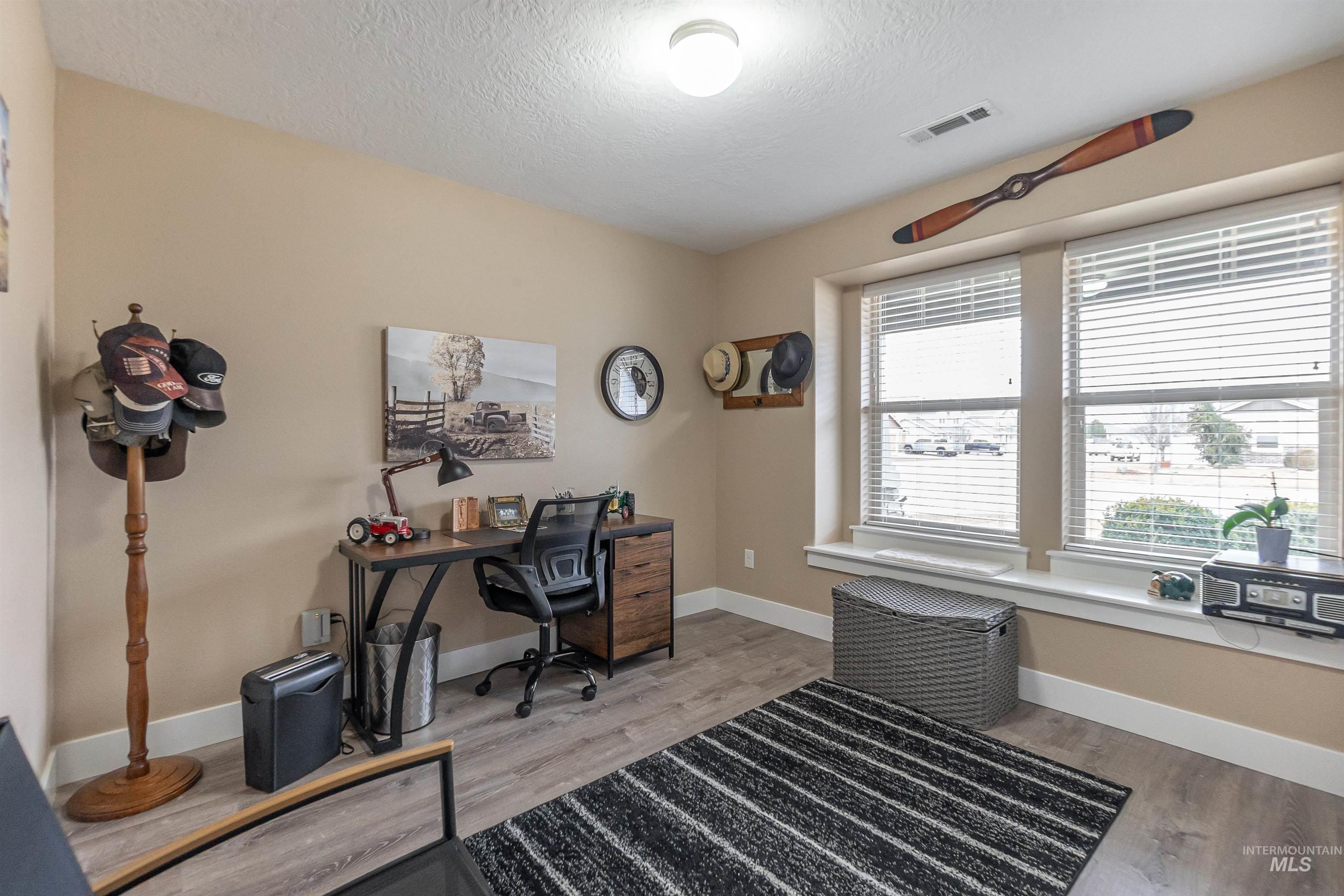 19103 Harley Way, Caldwell, Idaho 83605, 3 Bedrooms, 2 Bathrooms, Residential For Sale, Price $419,900,MLS 98973518