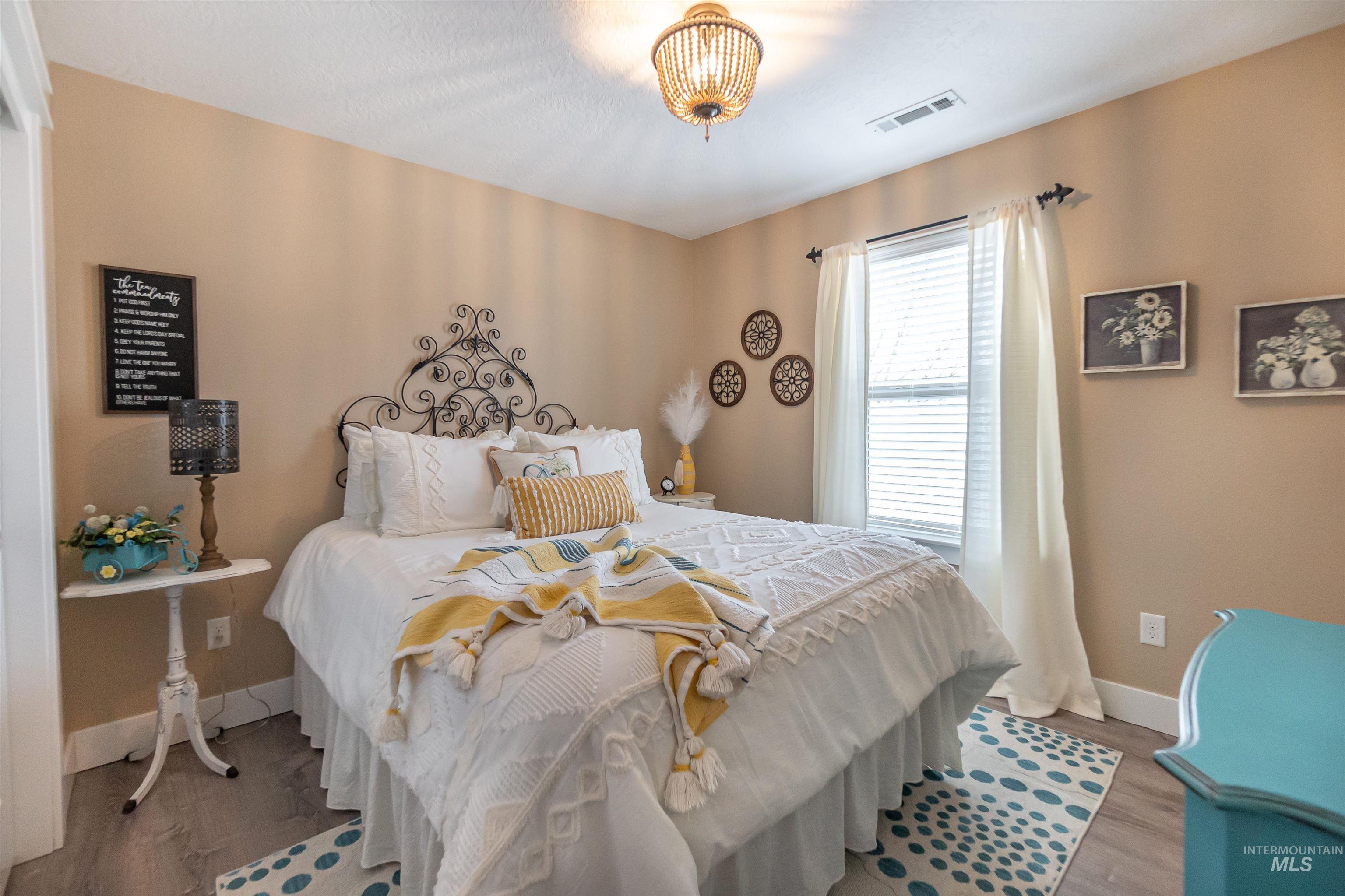 19103 Harley Way, Caldwell, Idaho 83605, 3 Bedrooms, 2 Bathrooms, Residential For Sale, Price $419,900,MLS 98973518