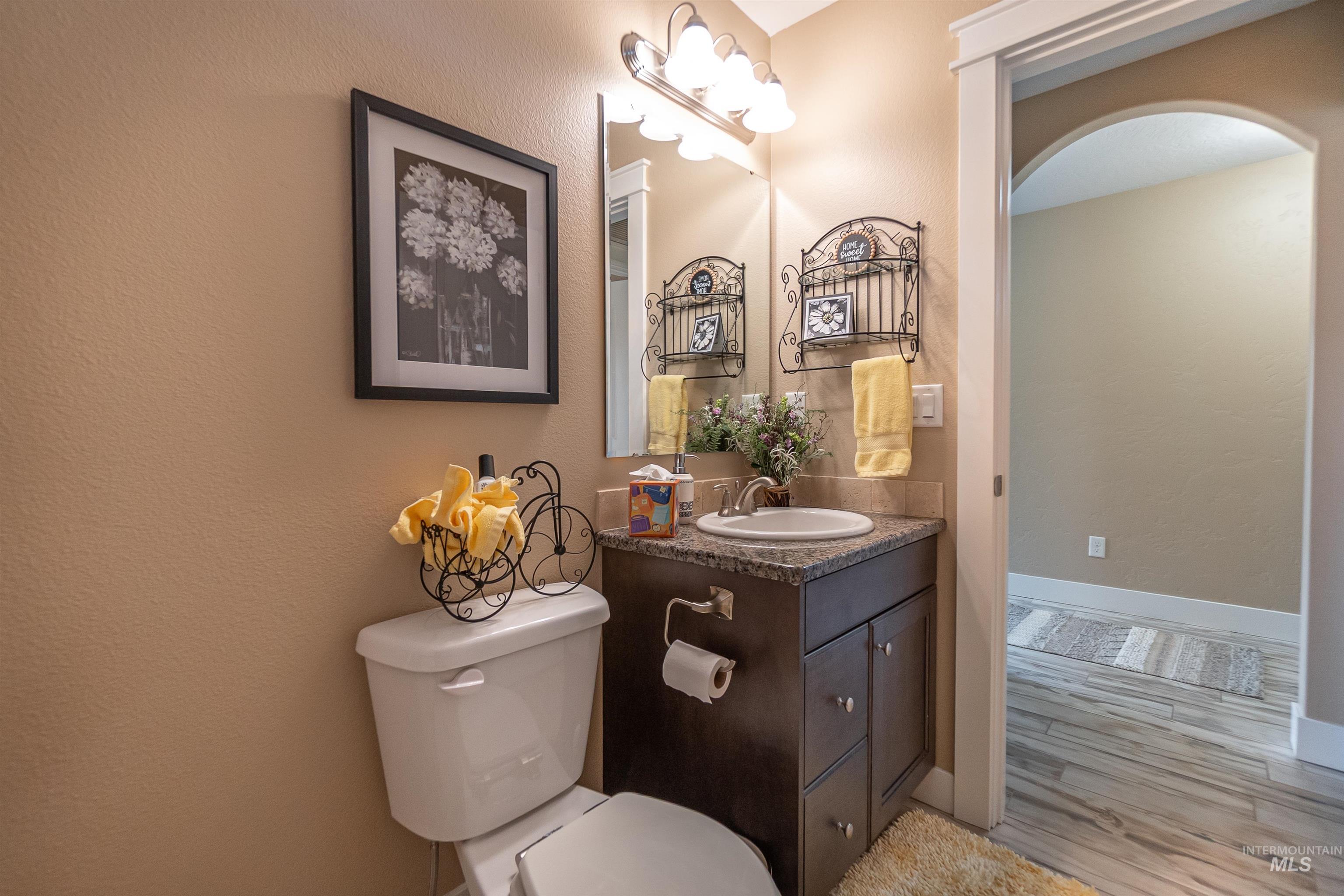 19103 Harley Way, Caldwell, Idaho 83605, 3 Bedrooms, 2 Bathrooms, Residential For Sale, Price $419,900,MLS 98973518