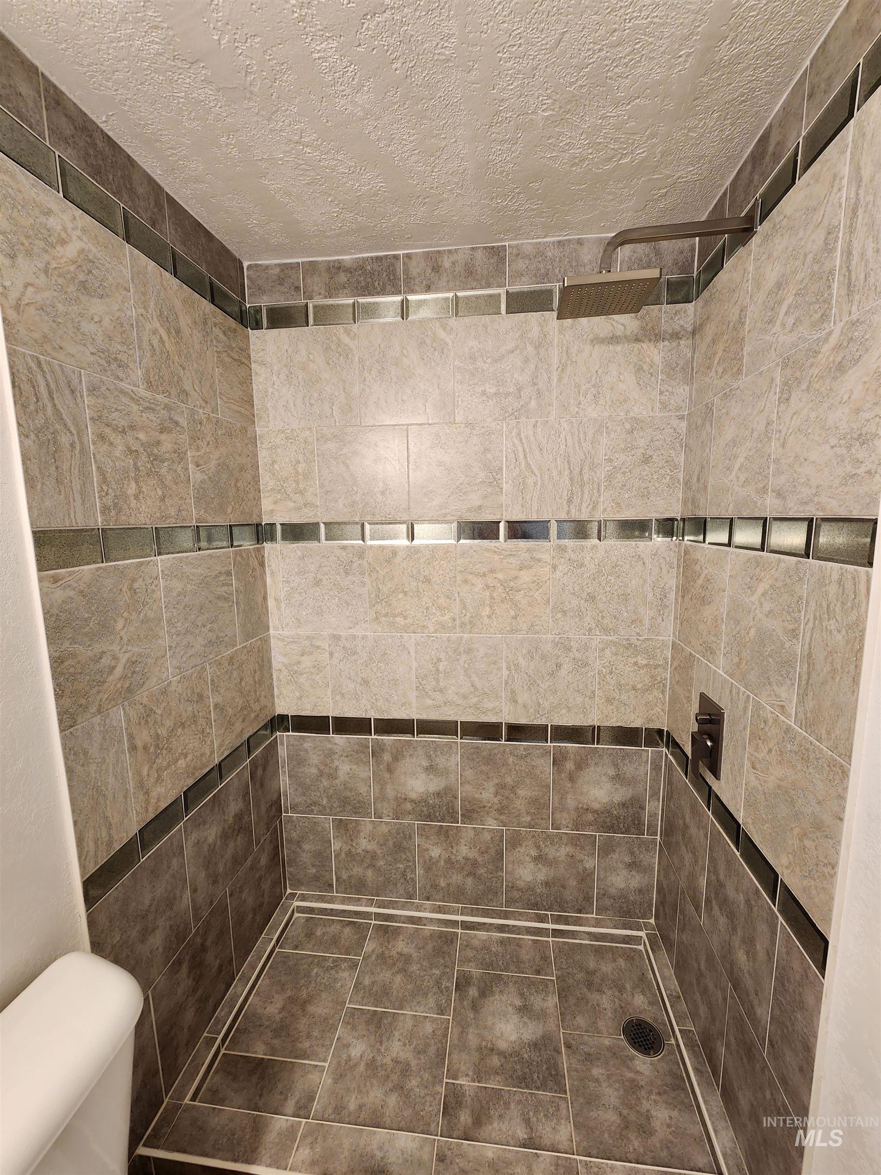 10711 W Glen Ellyn Street, Boise, Idaho 83713, 2 Bedrooms, 2 Bathrooms, Residential For Sale, Price $299,900,MLS 98973519