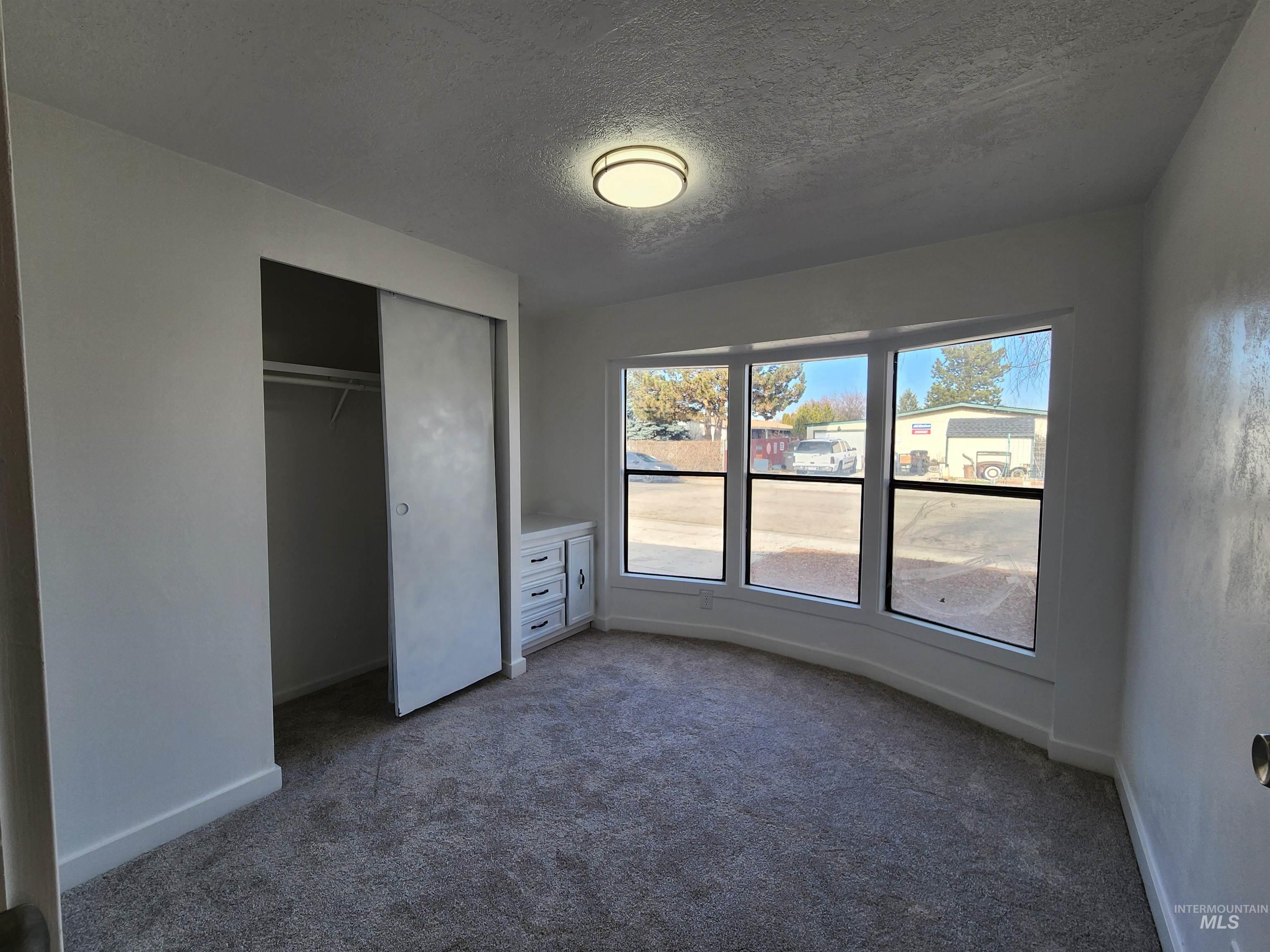 10711 W Glen Ellyn Street, Boise, Idaho 83713, 2 Bedrooms, 2 Bathrooms, Residential For Sale, Price $299,900,MLS 98973519