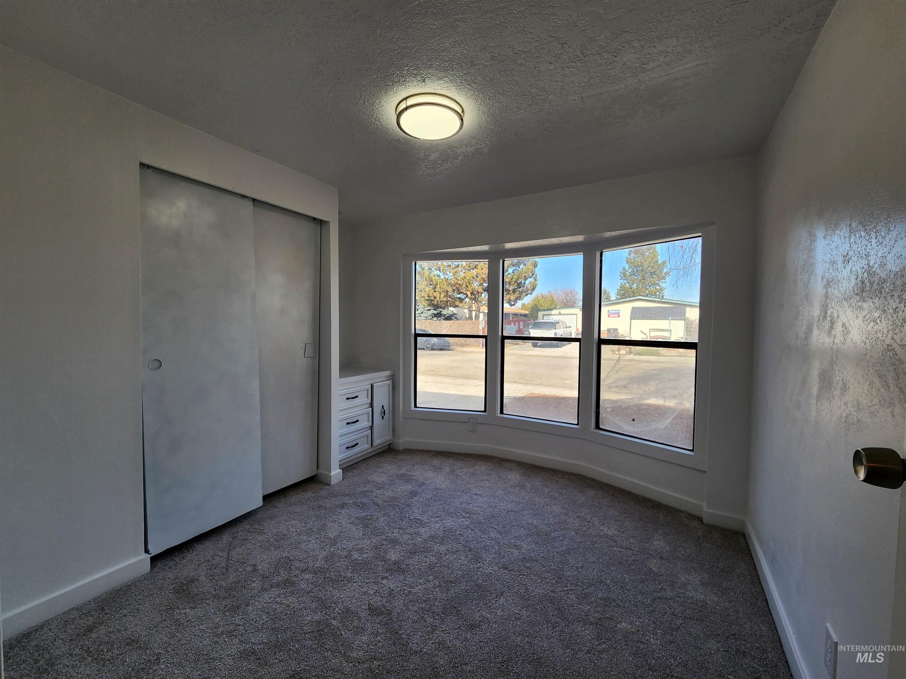 10711 W Glen Ellyn Street, Boise, Idaho 83713, 2 Bedrooms, 2 Bathrooms, Residential For Sale, Price $299,900,MLS 98973519