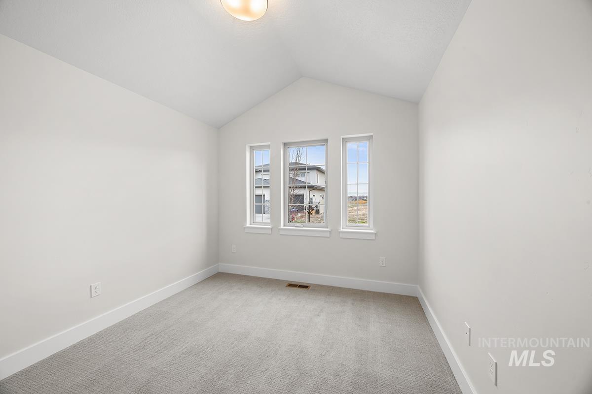 6951 S Skybreak Lane, Meridian, Idaho 83642, 3 Bedrooms, 2 Bathrooms, Residential For Sale, Price $510,800,MLS 98973522