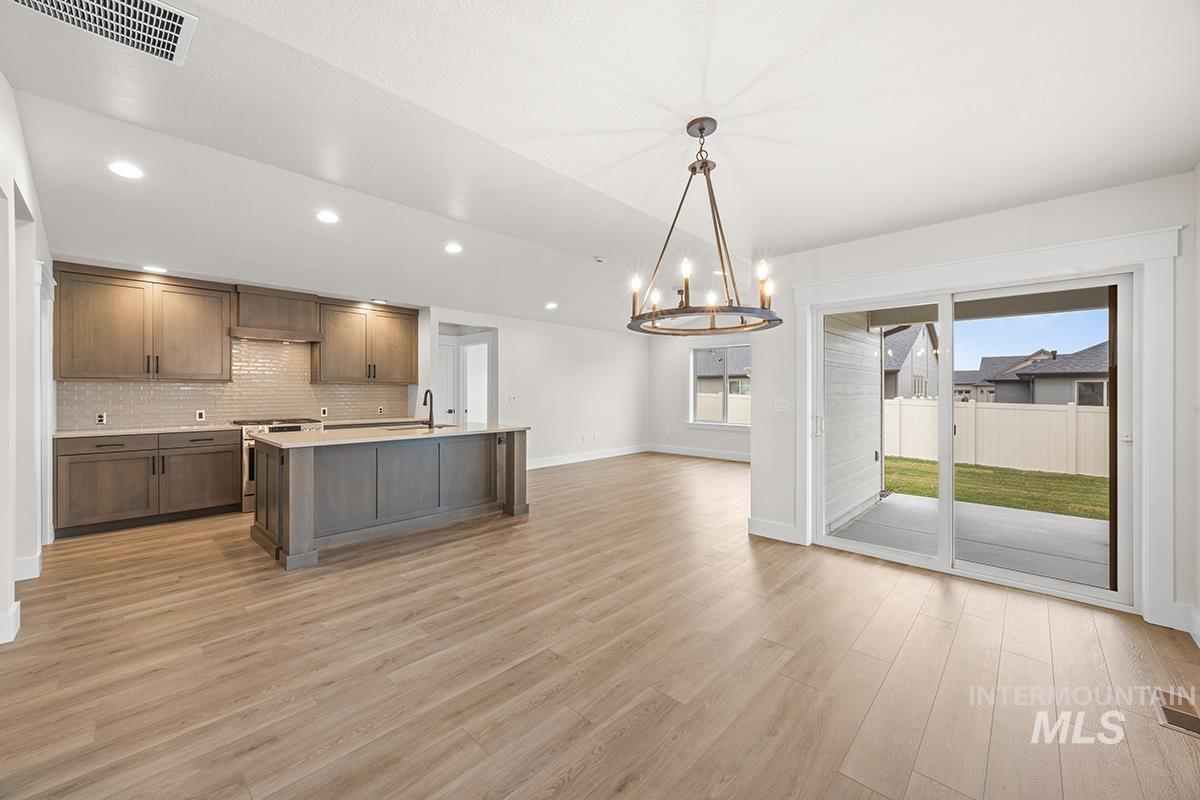 6951 S Skybreak Lane, Meridian, Idaho 83642, 3 Bedrooms, 2 Bathrooms, Residential For Sale, Price $510,800,MLS 98973522