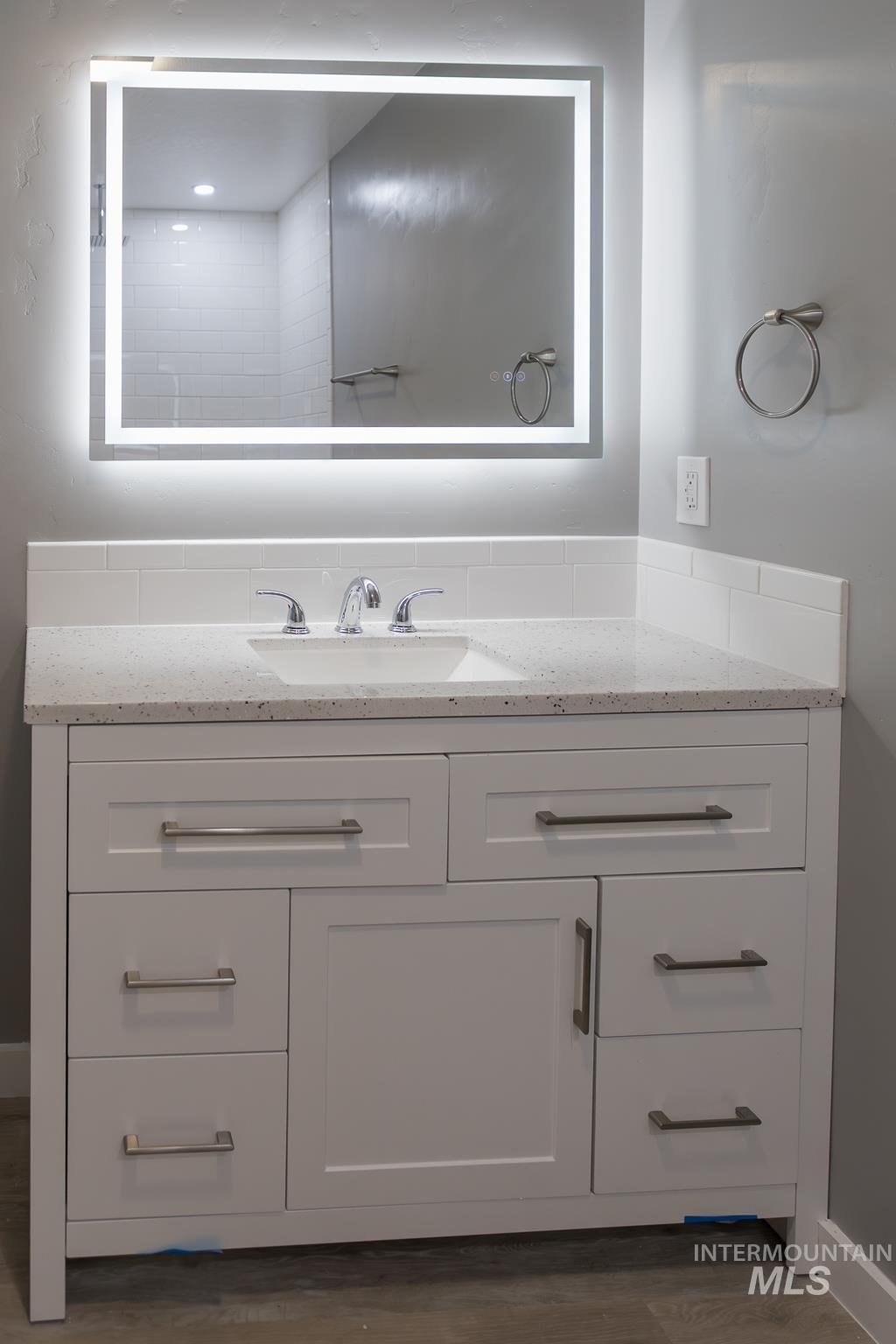 287 SW 6th St #1, Ontario, Oregon 97914, 4 Bedrooms, 2.5 Bathrooms, Rental For Rent, Price $1,995,MLS 98973526