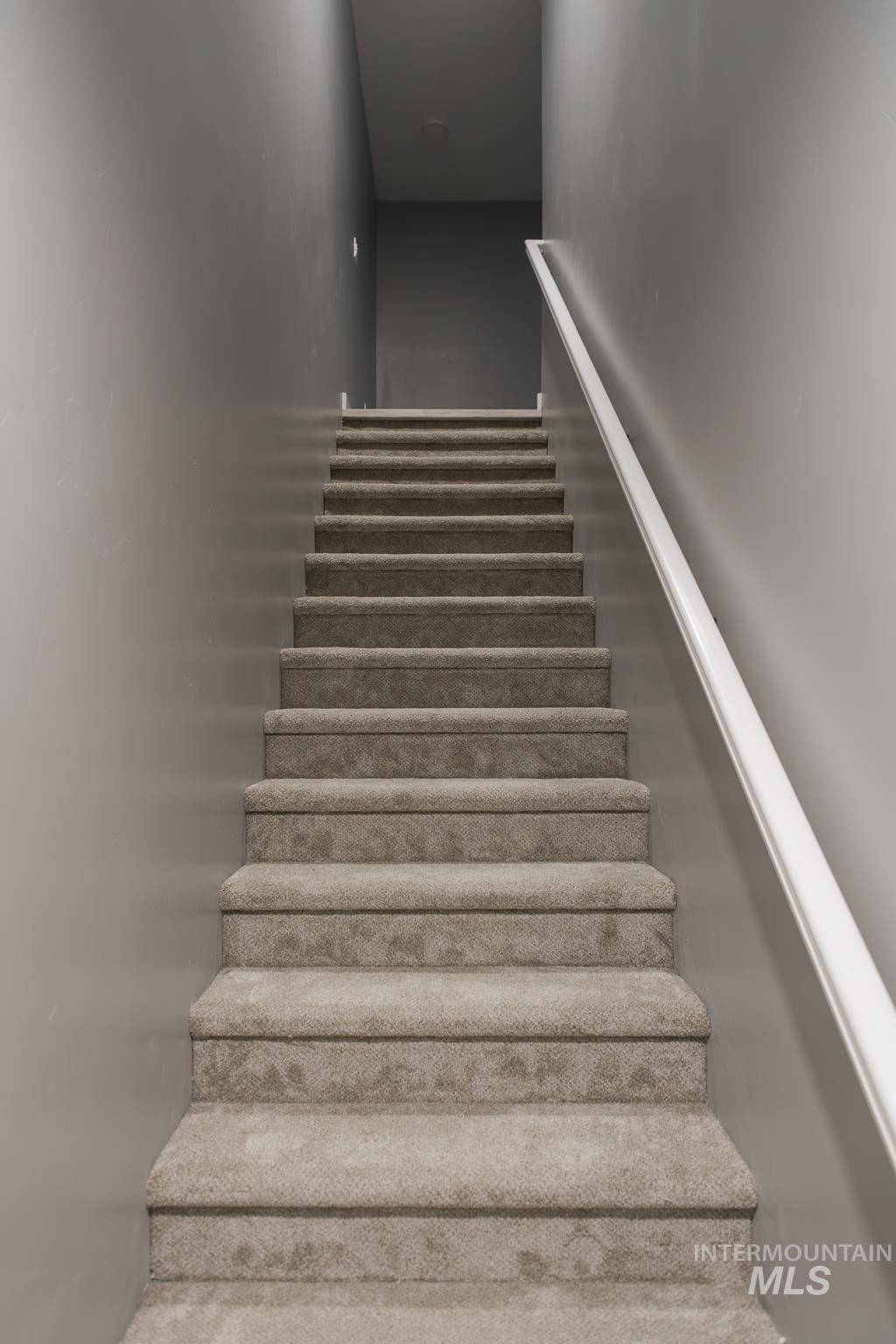 287 SW 6th St #1, Ontario, Oregon 97914, 4 Bedrooms, 2.5 Bathrooms, Rental For Rent, Price $1,995,MLS 98973526