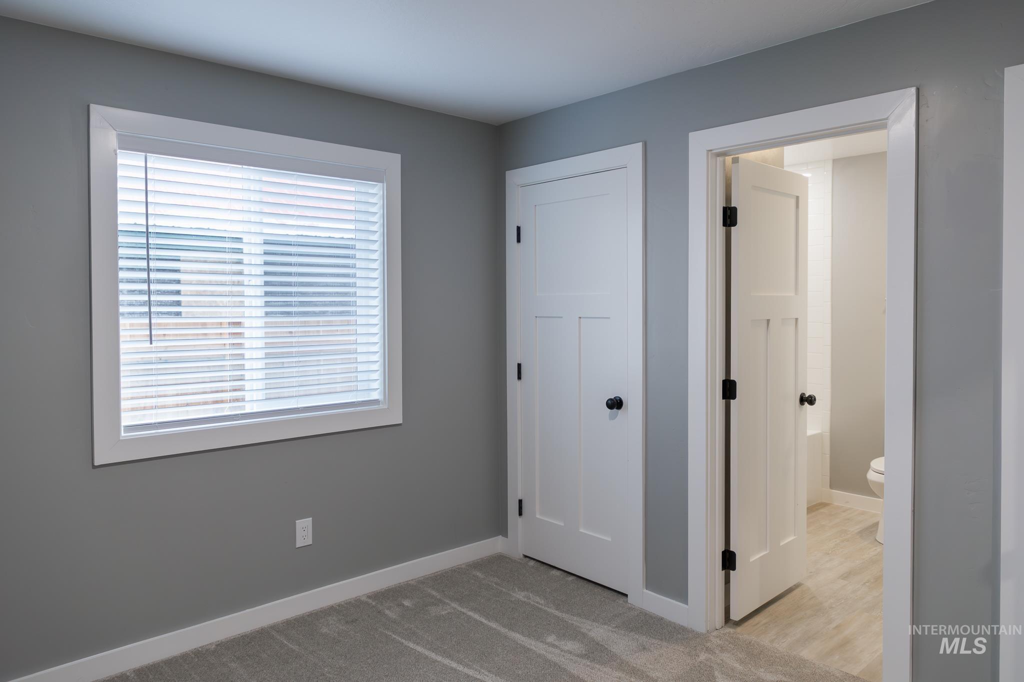 297 SW 6th St #1, Ontario, Oregon 97914, 4 Bedrooms, 2.5 Bathrooms, Rental For Rent, Price $1,995,MLS 98973528