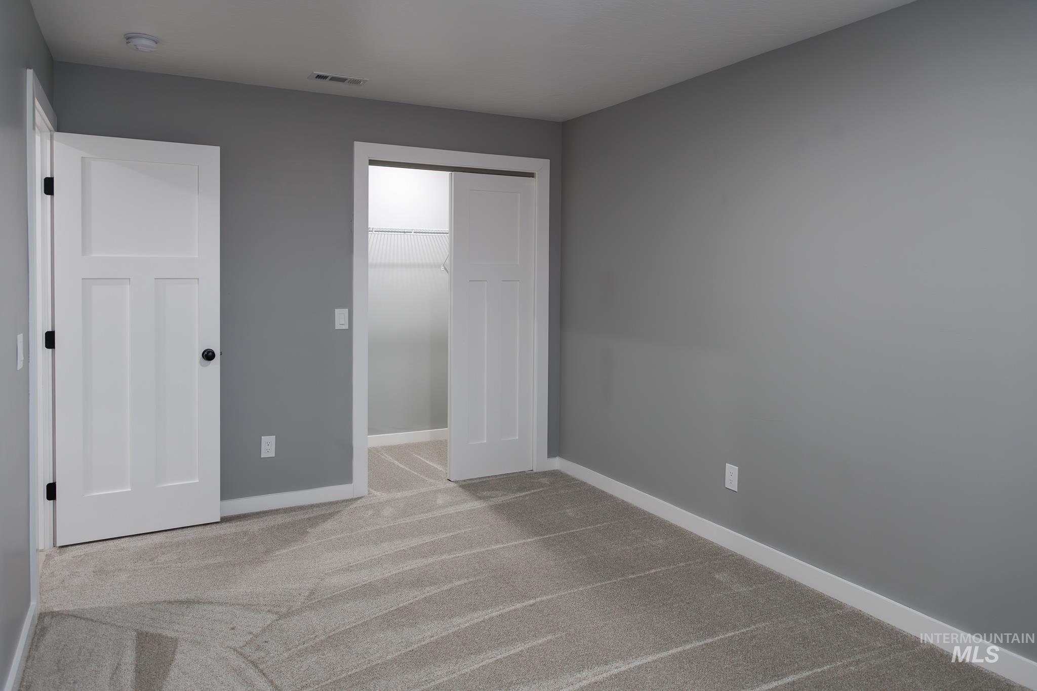 297 SW 6th St #1, Ontario, Oregon 97914, 4 Bedrooms, 2.5 Bathrooms, Rental For Rent, Price $1,995,MLS 98973528