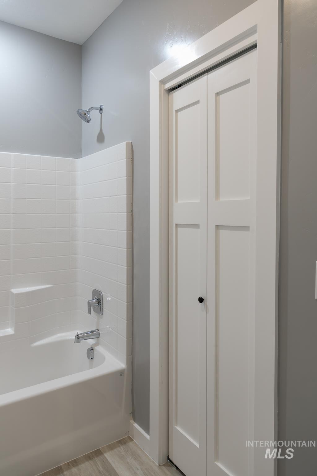 287 SW 6th St #2, Ontario, Oregon 97914, 2 Bedrooms, 1 Bathroom, Rental For Rent, Price $1,495,MLS 98973529