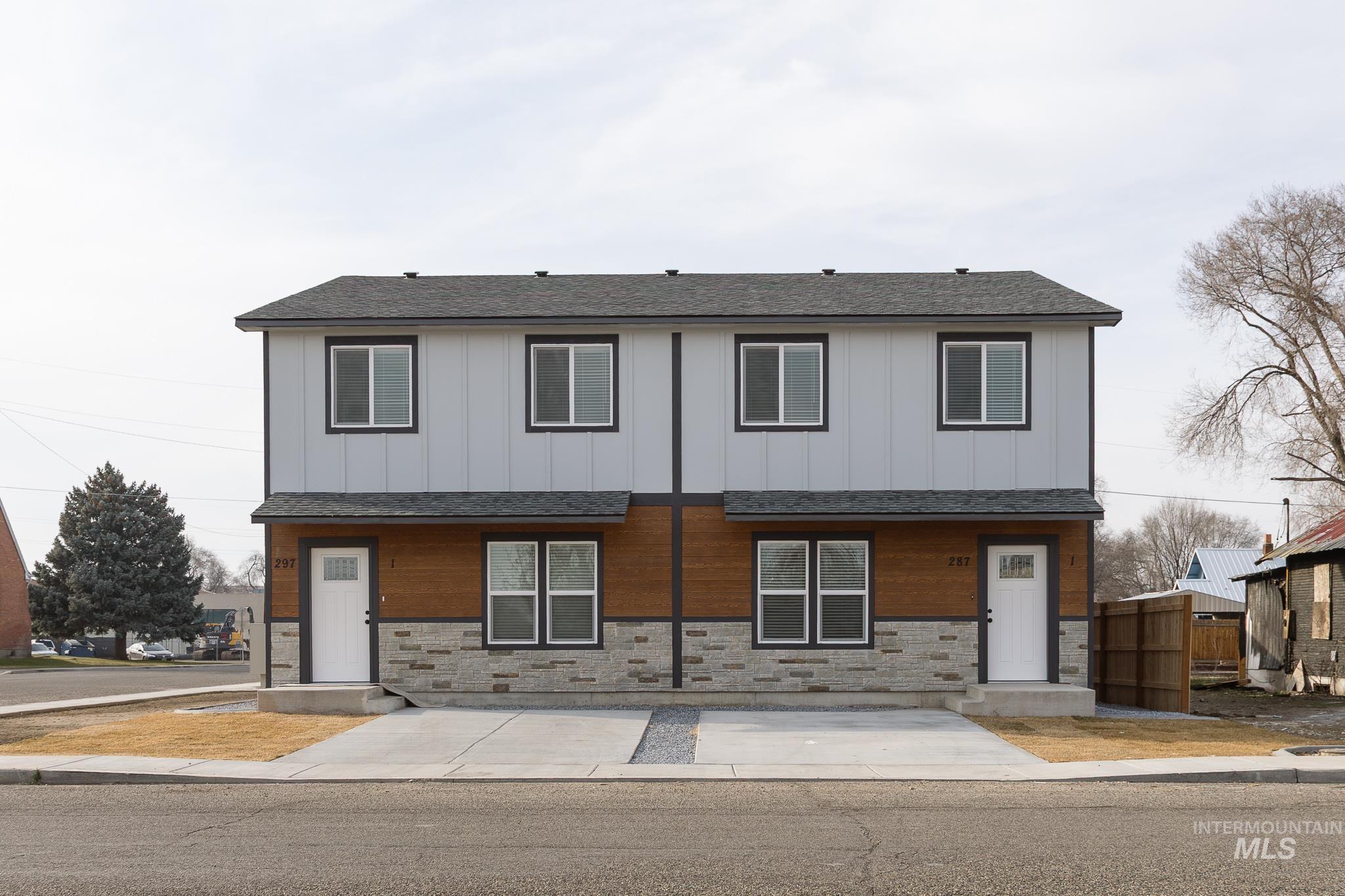 297 SW 6th St #2, Ontario, Oregon 97914, 2 Bedrooms, 1 Bathroom, Rental For Rent, Price $1,495,MLS 98973531