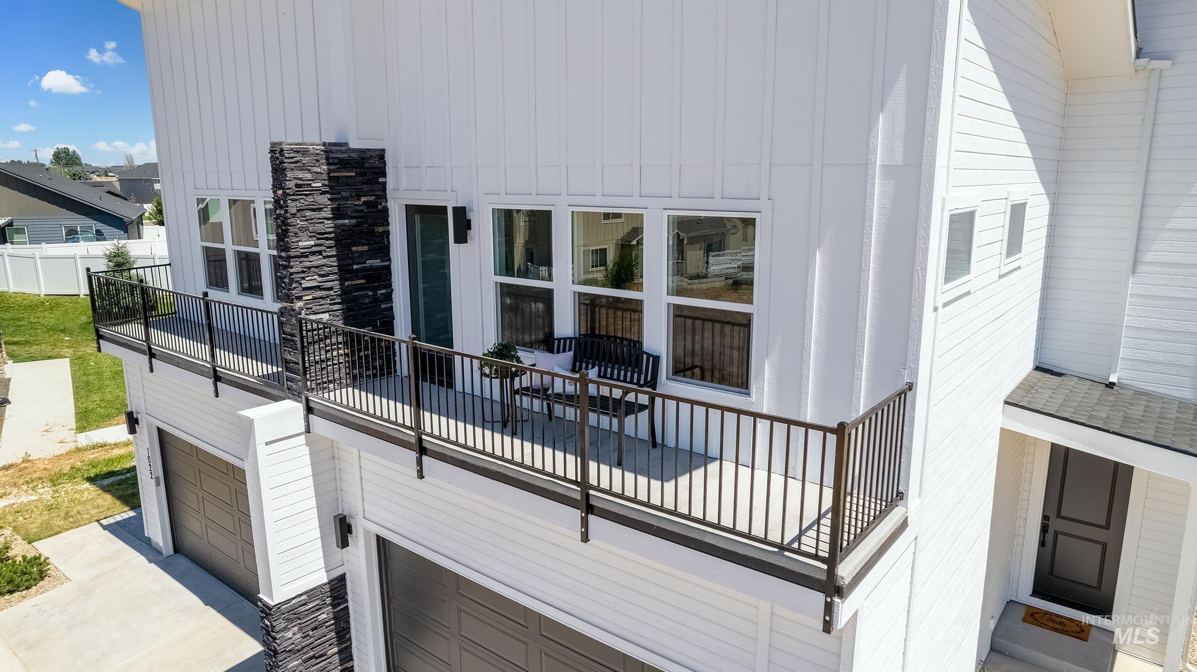 980 E Odyssey St, Kuna, Idaho 83634, 2 Bedrooms, 2.5 Bathrooms, Residential For Sale, Price $370,900, 98973533