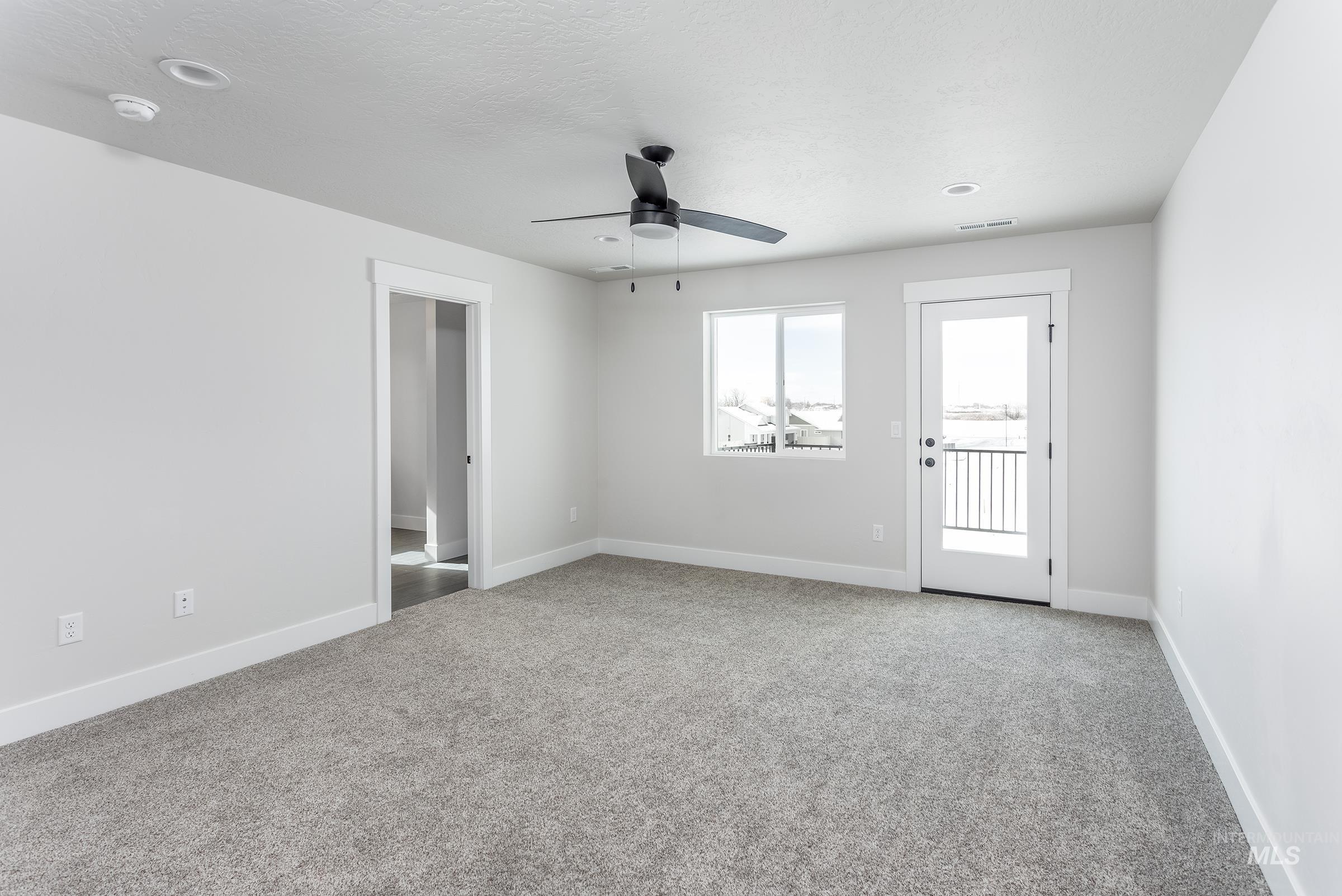 980 E Odyssey St, Kuna, Idaho 83634, 2 Bedrooms, 2.5 Bathrooms, Residential For Sale, Price $374,900,MLS 98973533